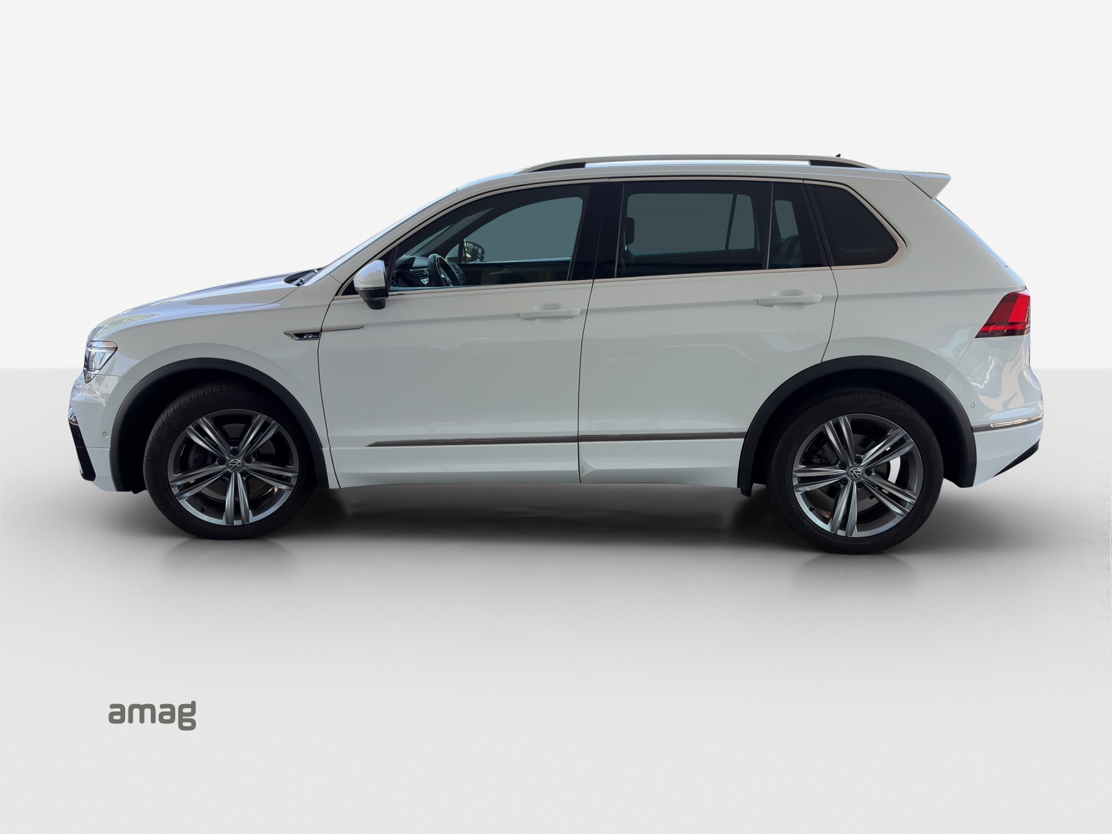 VW Tiguan 2.0TSI Highline 4Motion DSG-showroom-element-1
