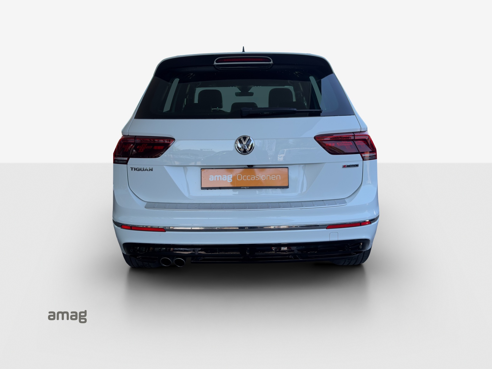 VW Tiguan 2.0TSI Highline 4Motion DSG-showroom-element-3
