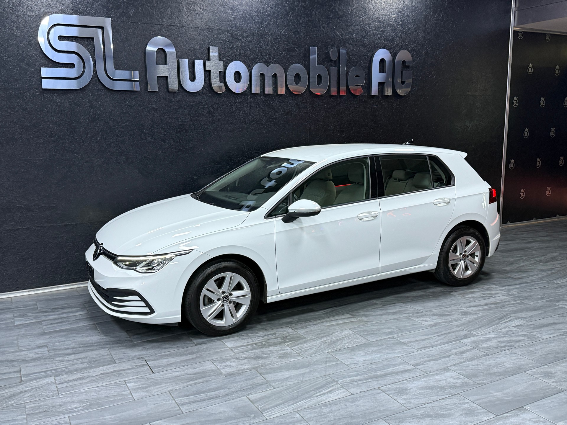 VW Golf 2.0 TDI Life-image-4