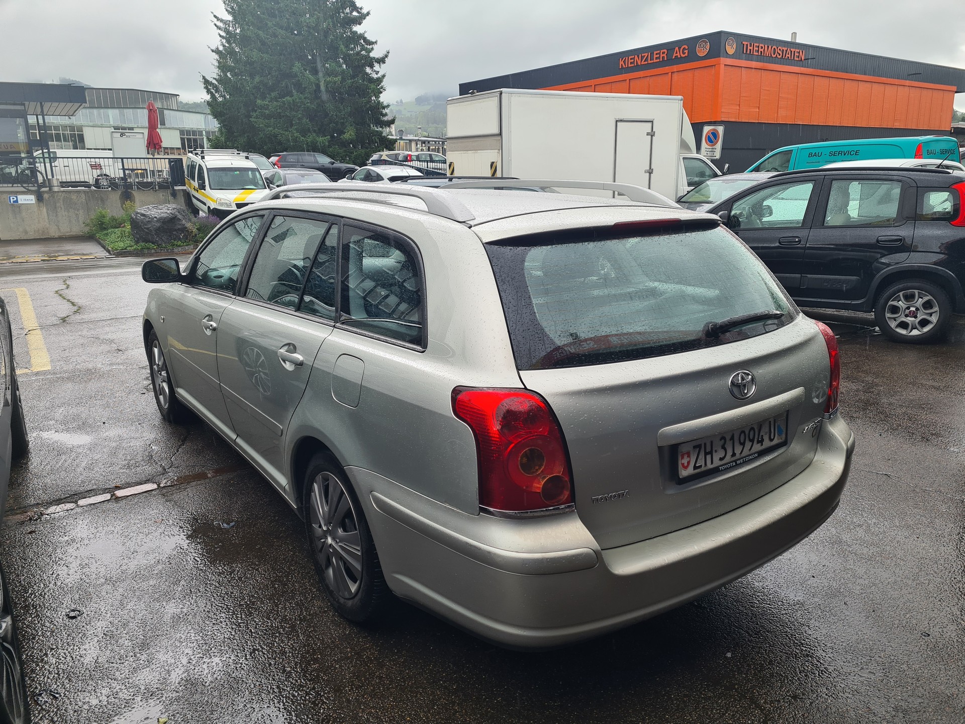 TOYOTA Avensis 2.4 D4 VVT-i Linea Sol Sportswagon T-Step5-image-2