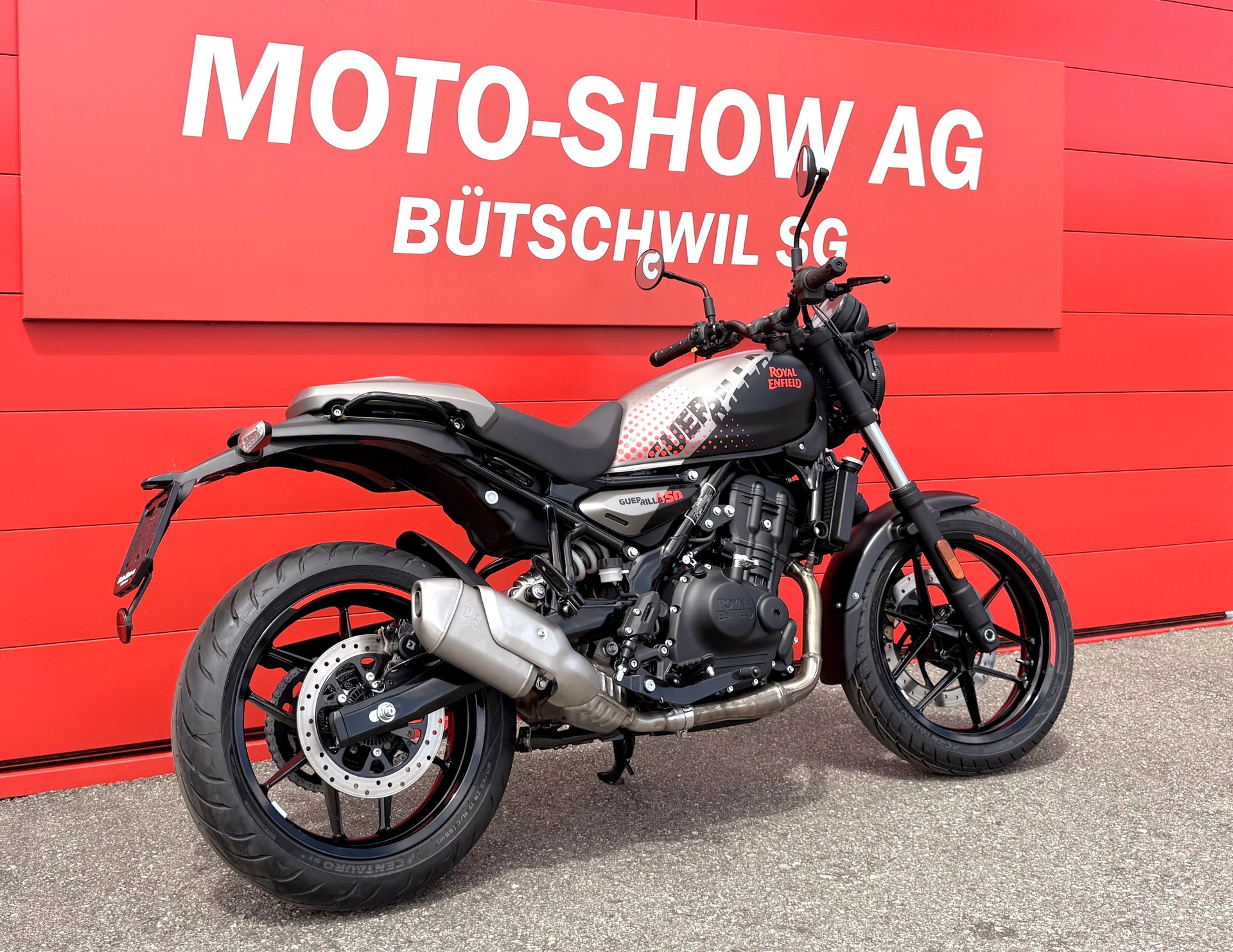 ROYAL ENFIELD Guerrilla 450 Mid-image-2