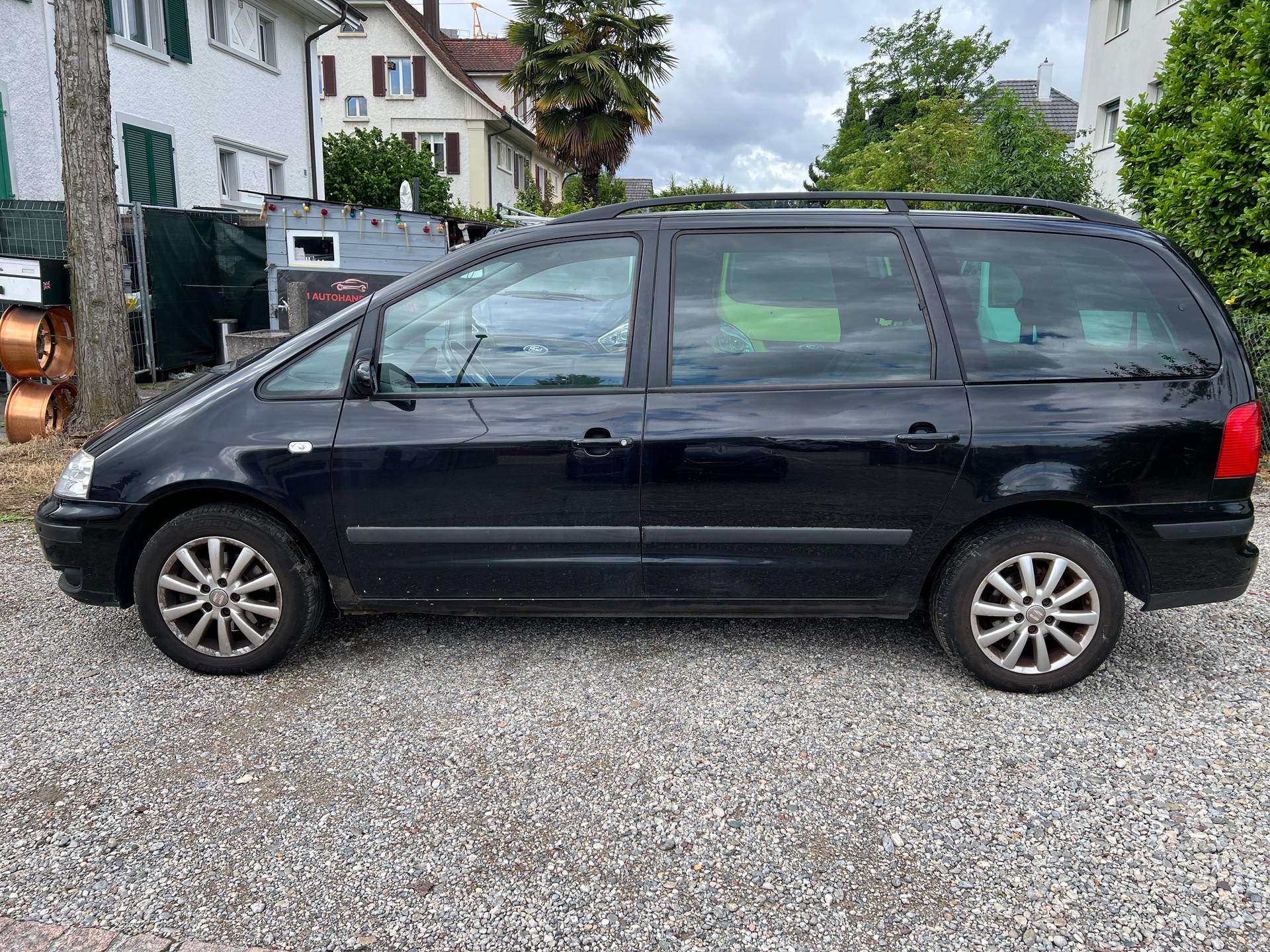 VW Sharan 1.9 TDI Highline Automat-image-6