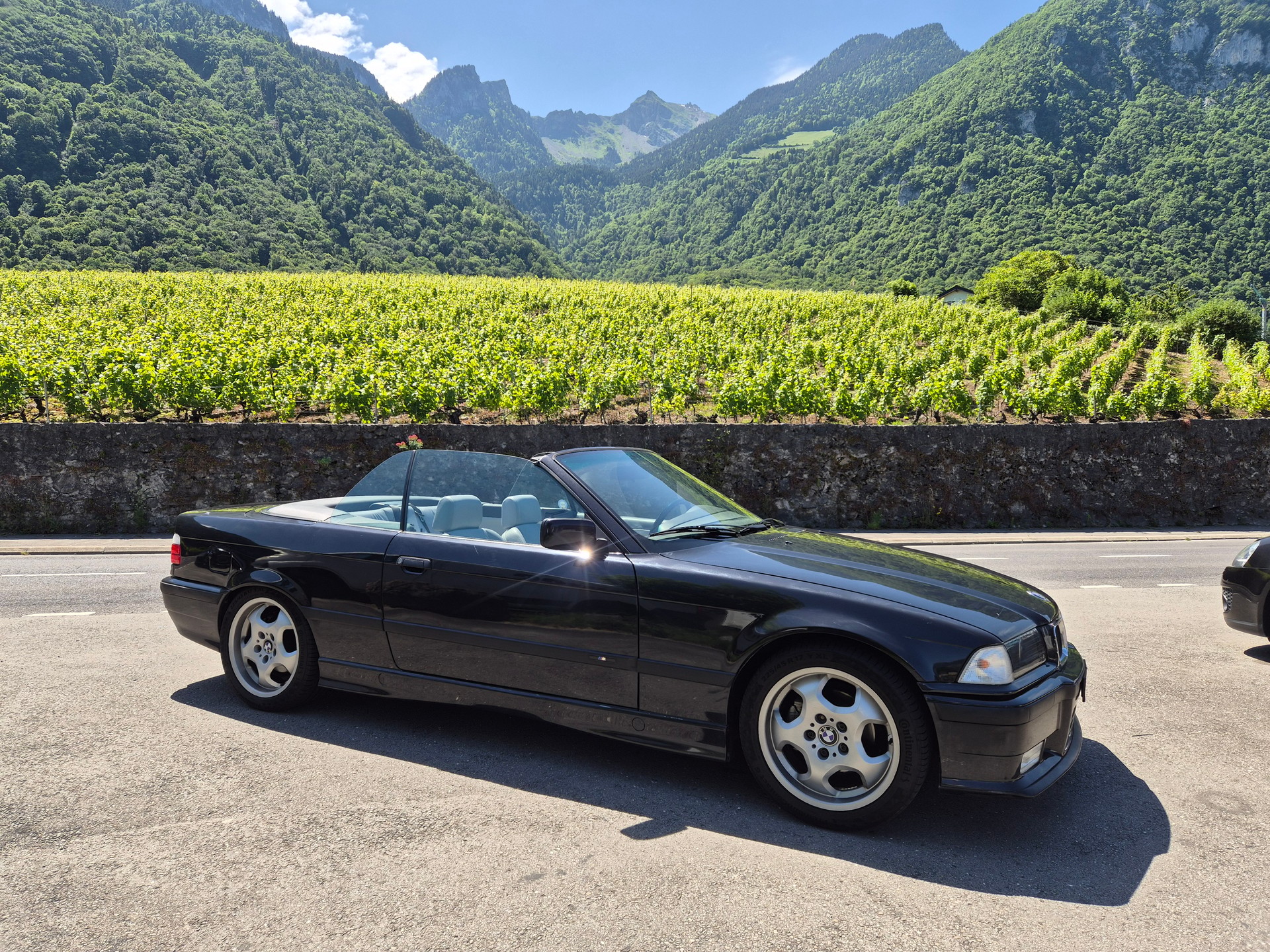 BMW 318i Cabrio M-PACK-image-6