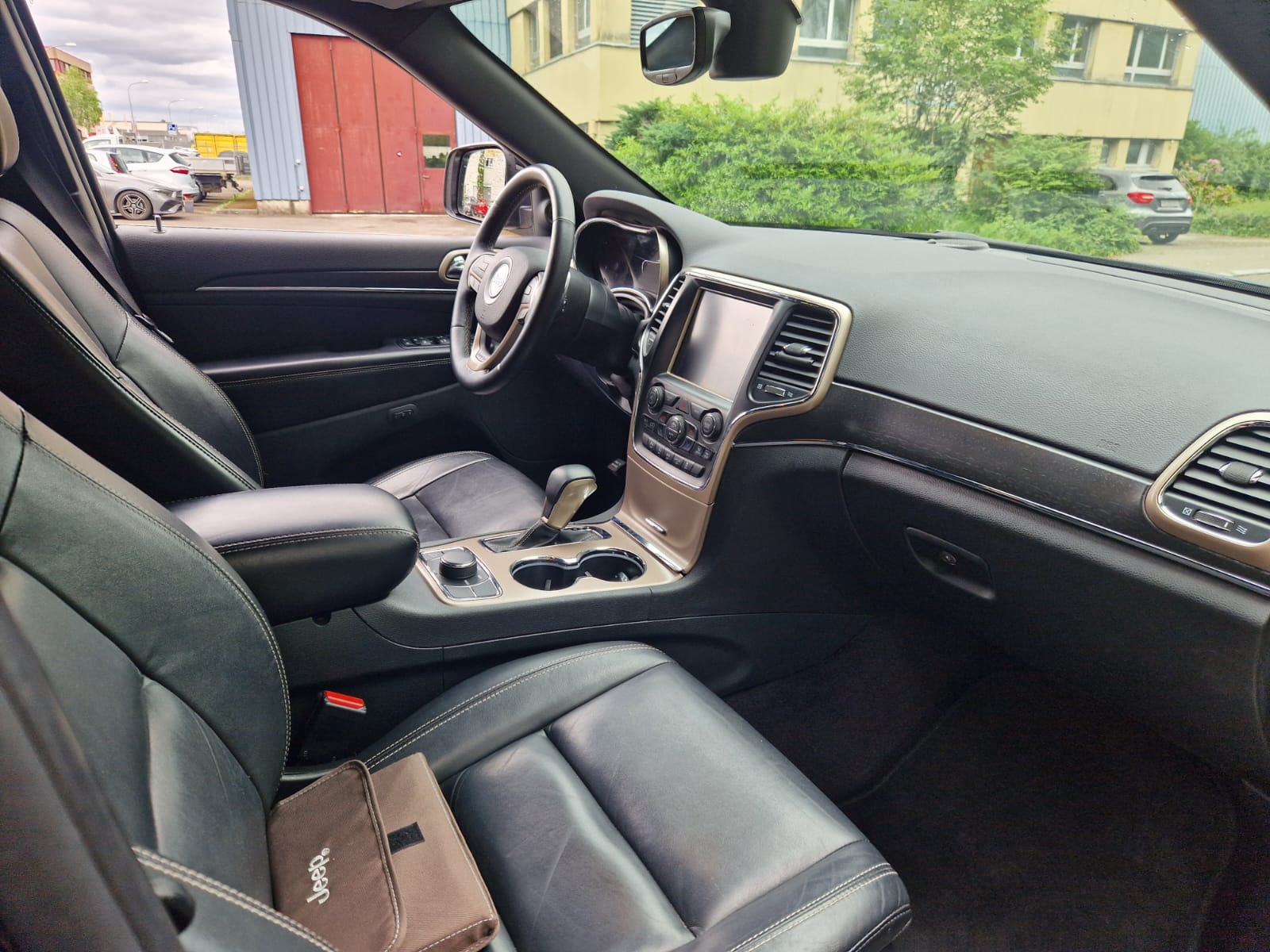 JEEP Grand Cherokee 3.0 CRD Limited Automatic-image-6