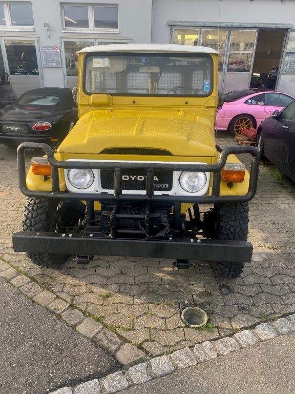 TOYOTA BJ 42