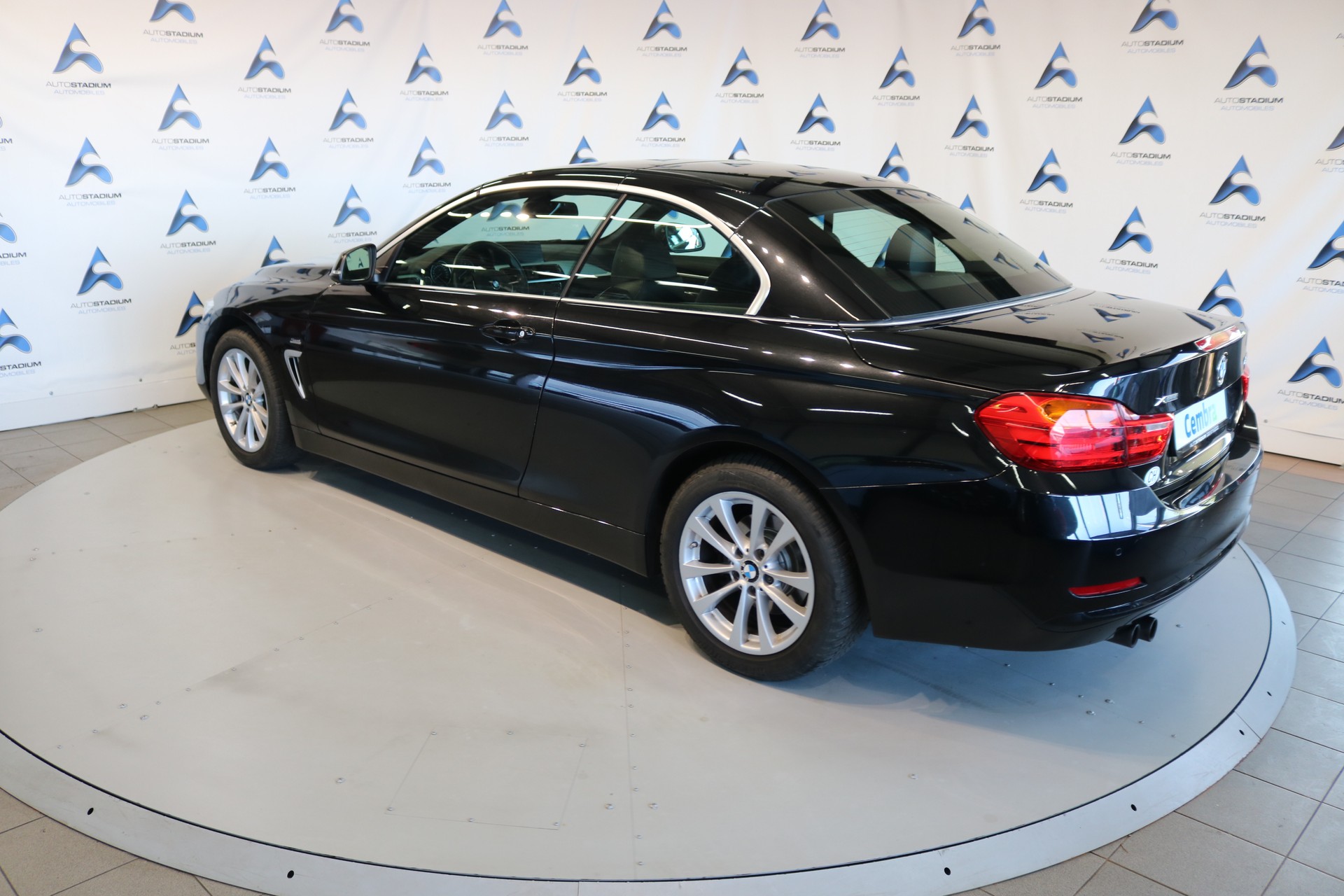 BMW 428i Cabriolet xDrive Steptronic-image-18