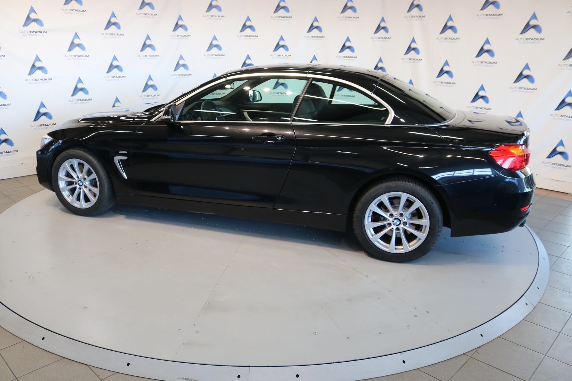 BMW 428i Cabriolet xDrive Steptronic-image-15