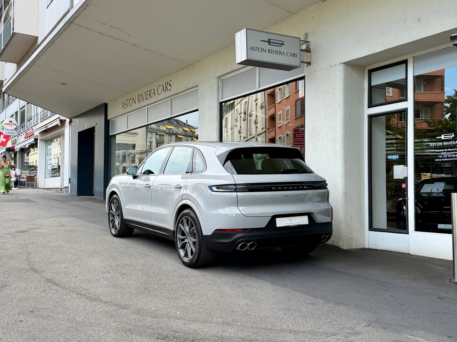 PORSCHE Cayenne S Tiptronic-image-2