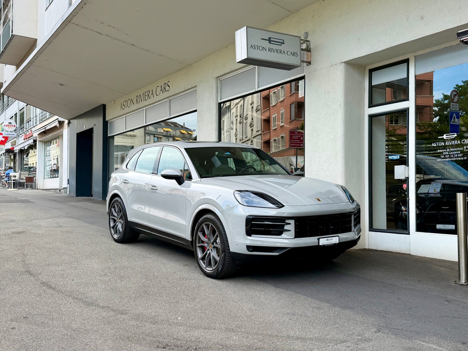PORSCHE Cayenne S Tiptronic-image-3