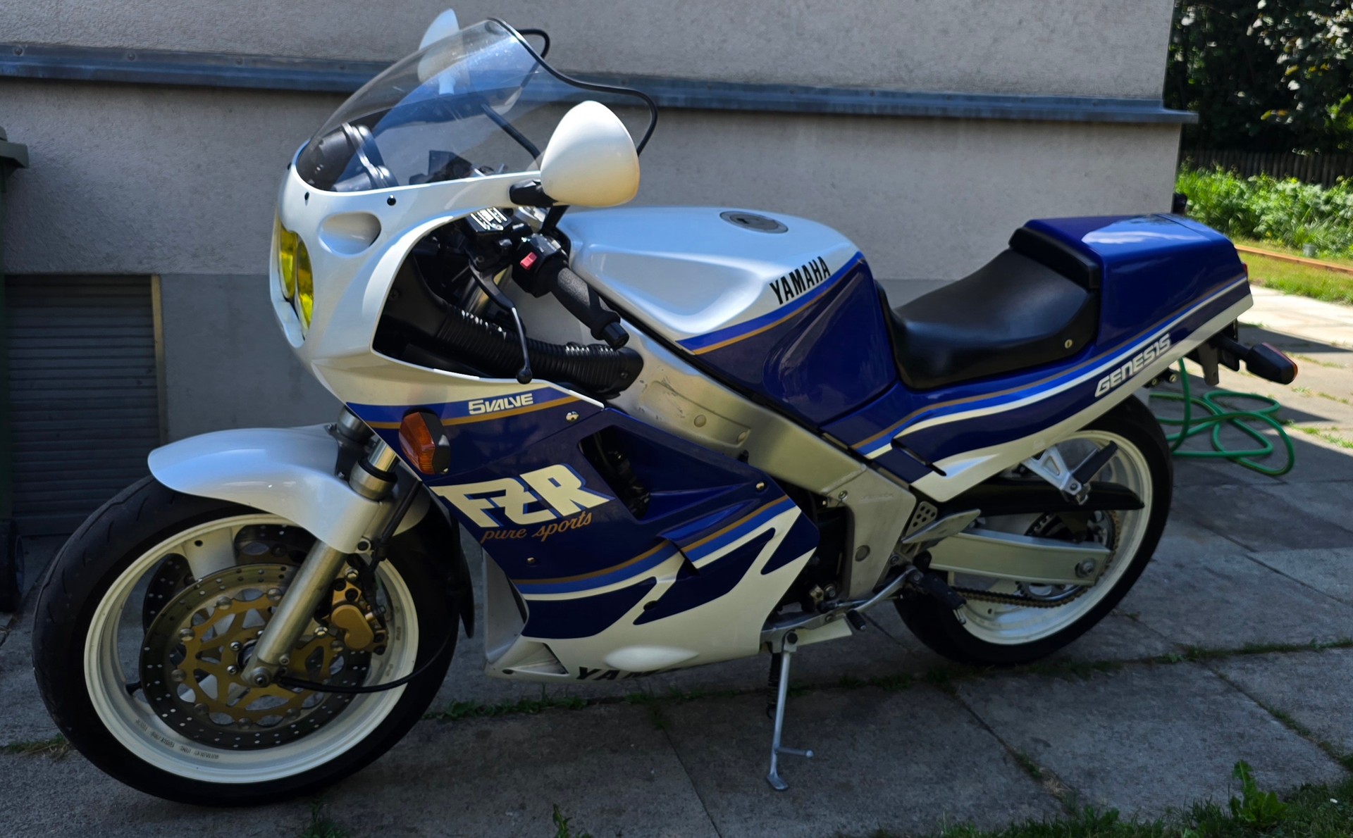 YAMAHA FZR 1000-image-5