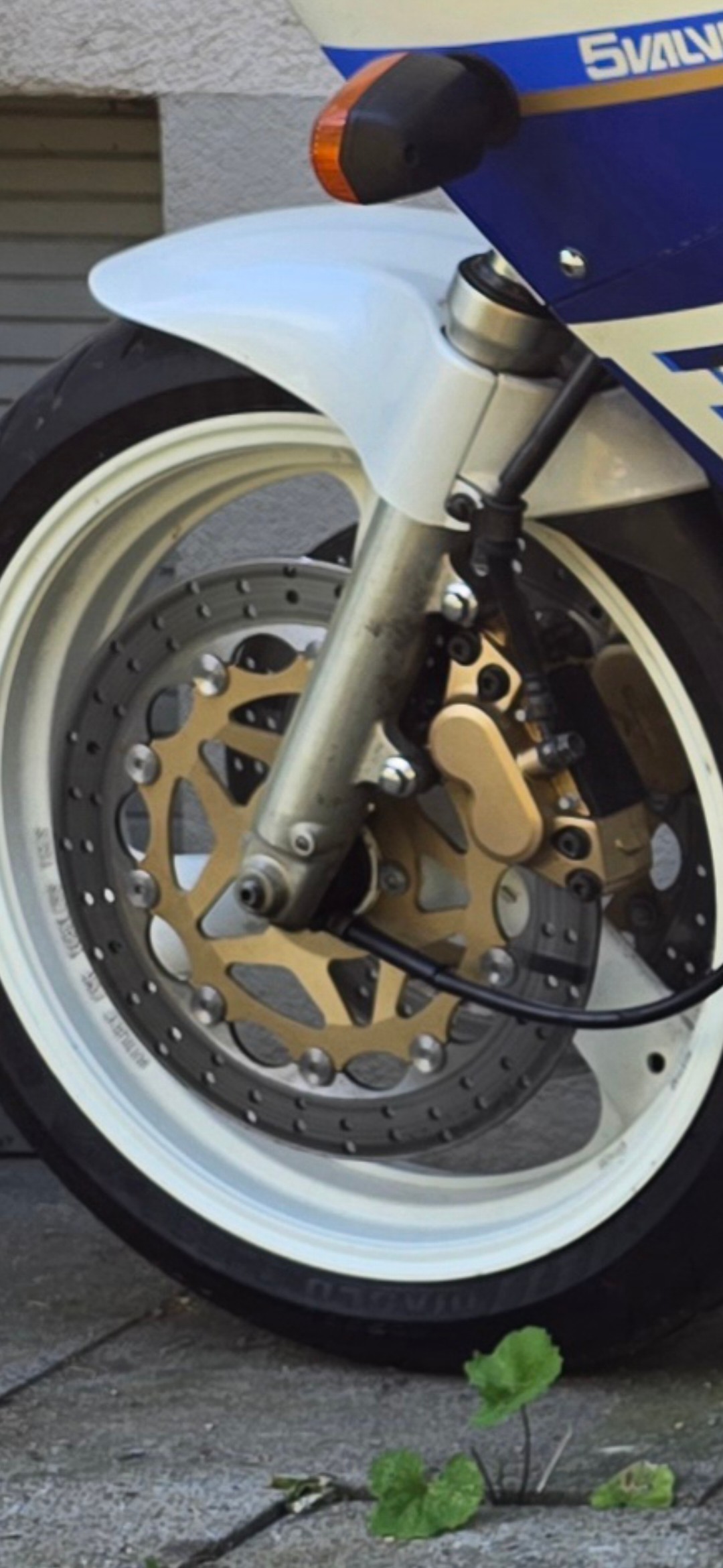 YAMAHA FZR 1000-image-14
