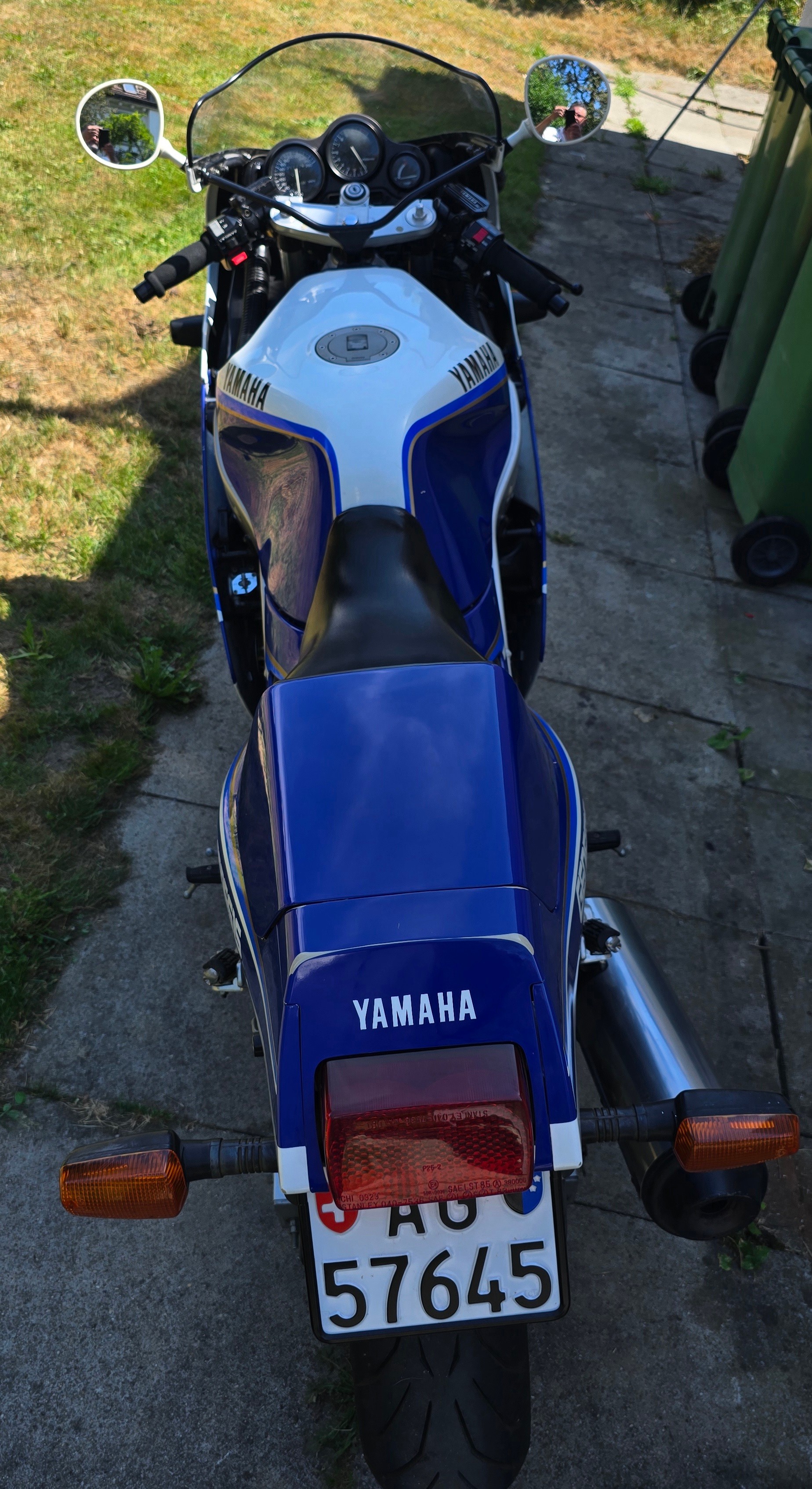 YAMAHA FZR 1000-image-13