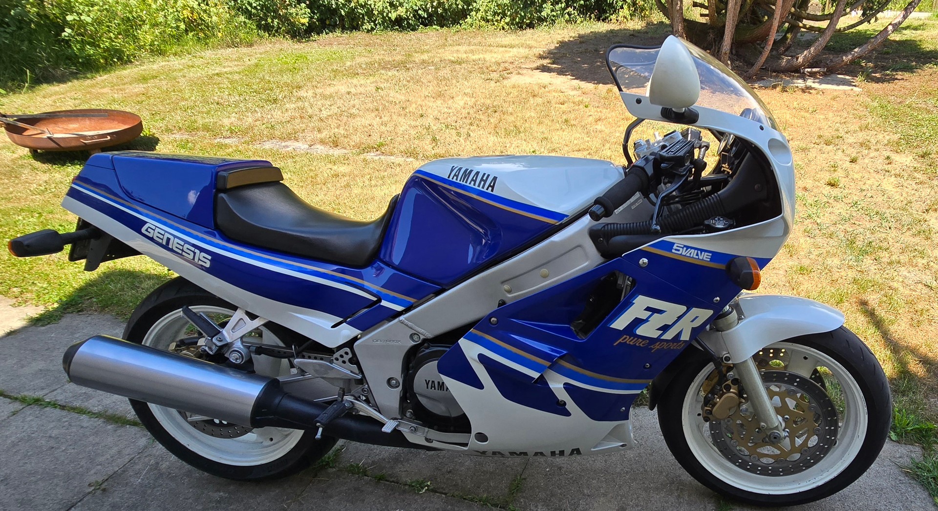 YAMAHA FZR 1000-image-2