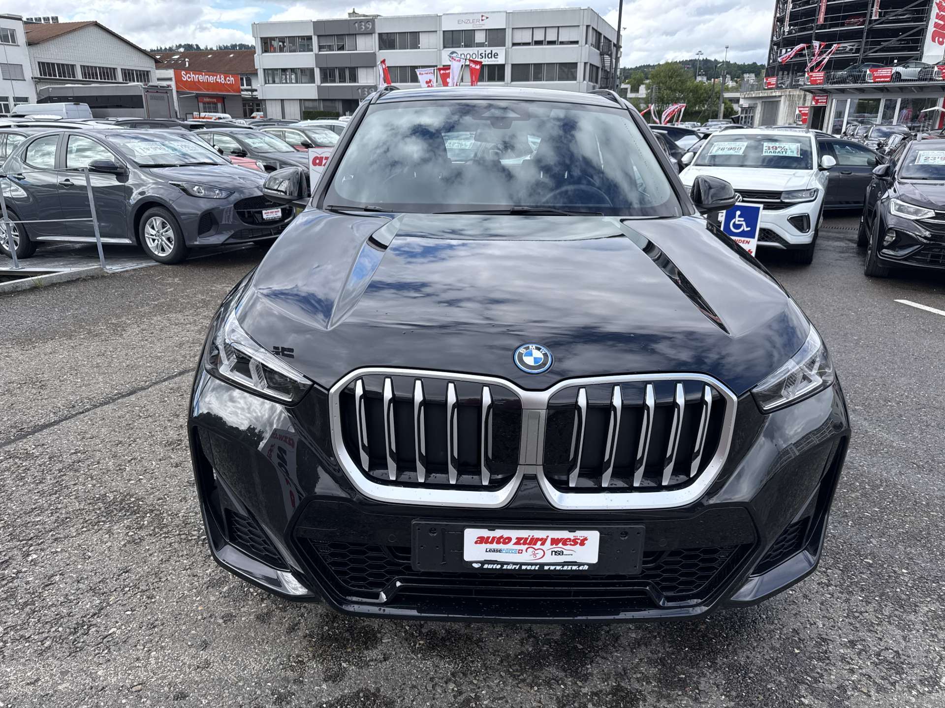 BMW X1 xDrive 25e M Sport 245PS Automat-image-12