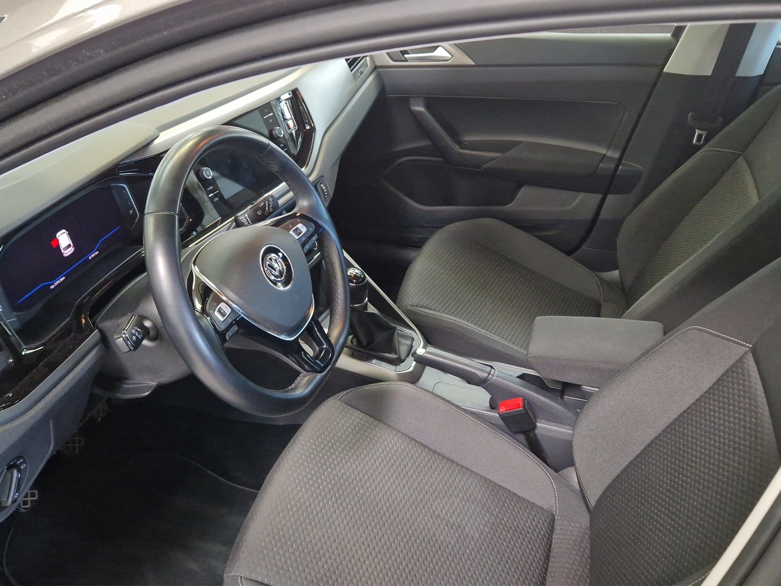 VW Polo 1.0 TSI Comfortline-image-5