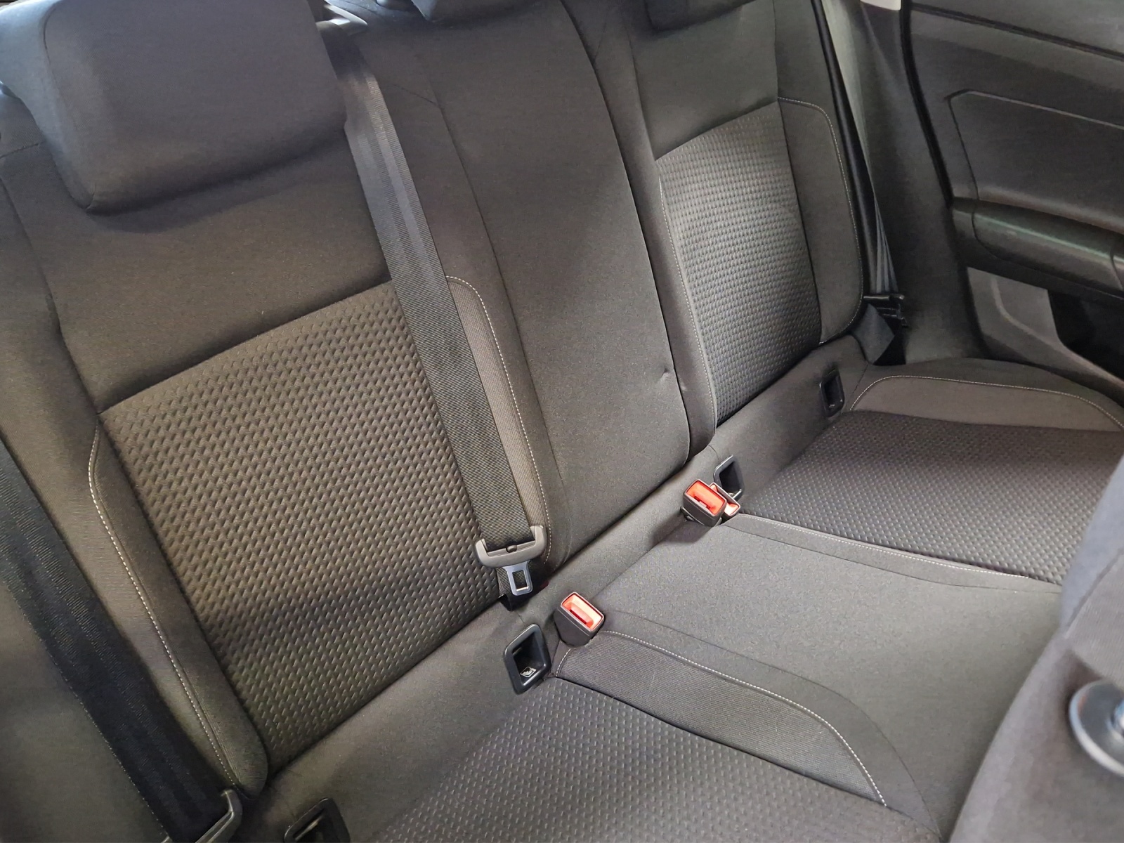 VW Polo 1.0 TSI Comfortline-showroom-element-2