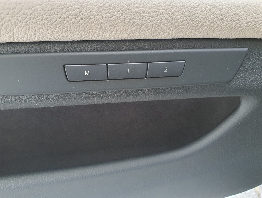 BMW 530d xDrive Touring Steptronic-image-11