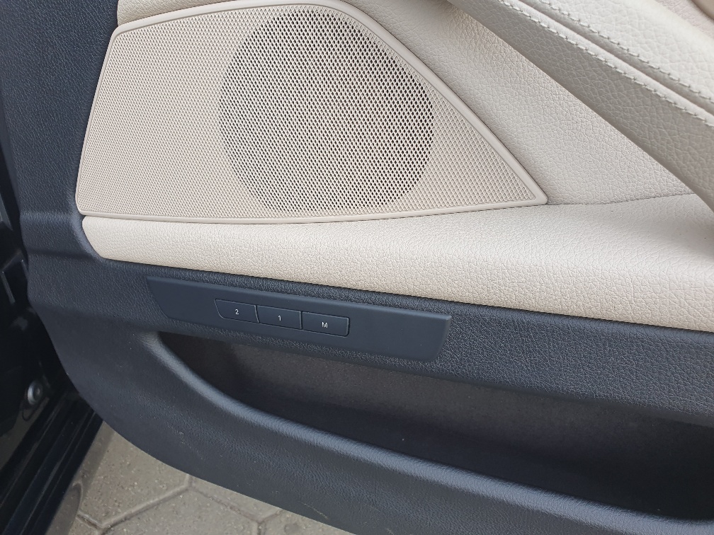 BMW 530d xDrive Touring Steptronic-image-22