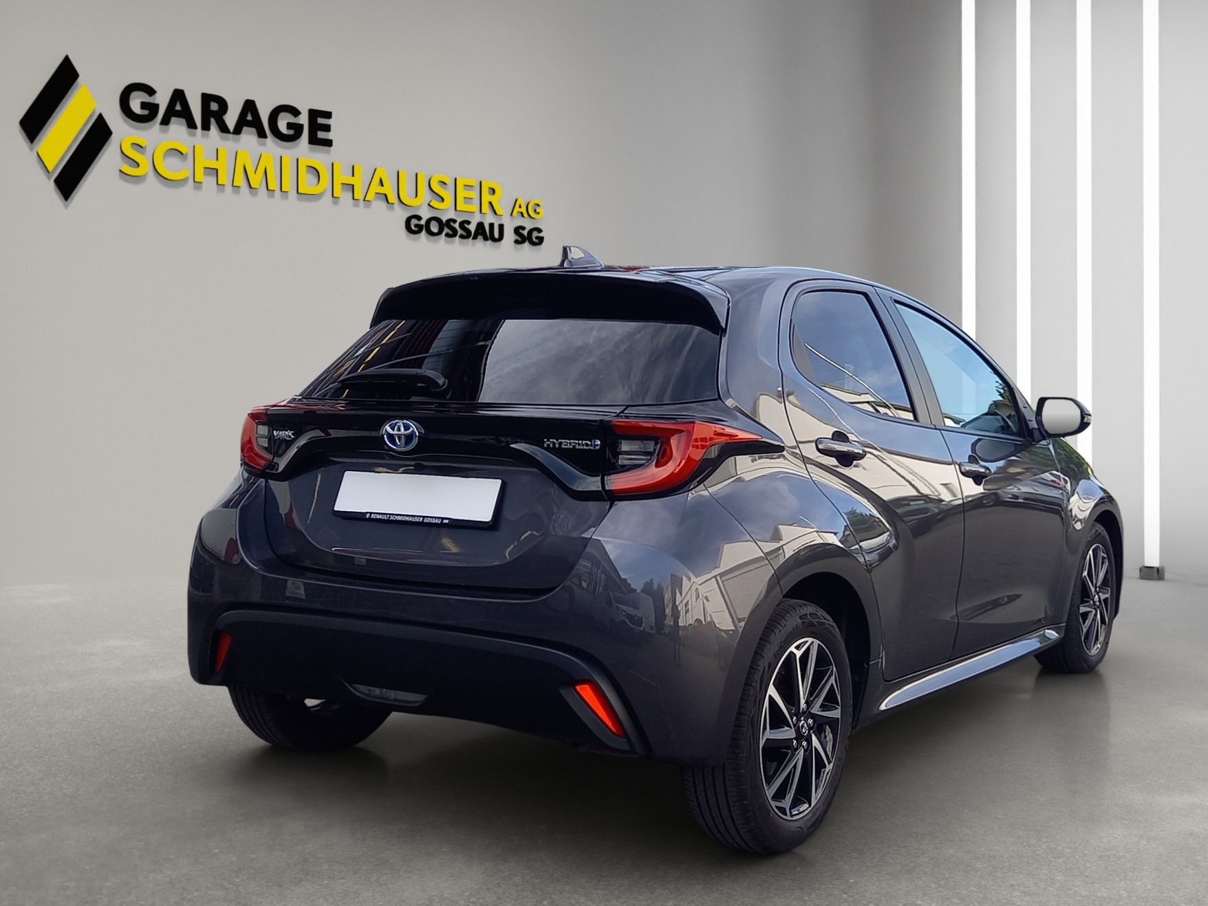 TOYOTA Yaris 1.5 VVT-i HSD Trend-image-3