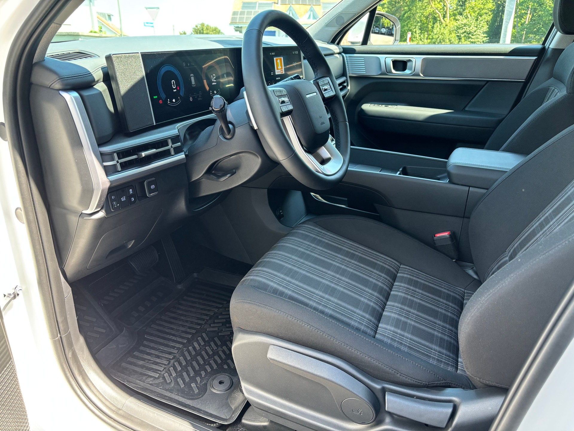 HYUNDAI Santa Fe 1.6 T-GDi PHEV Origo 4WD Automatic-image-10