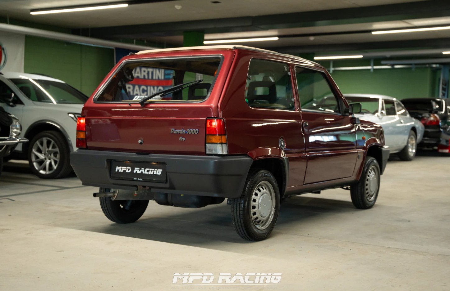 FIAT Panda 1000 L i.e. Cafe-showroom-element-3