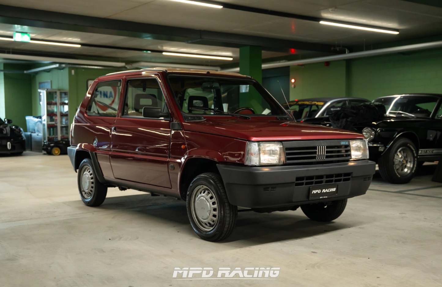 FIAT Panda 1000 L i.e. Cafe-showroom-element-2