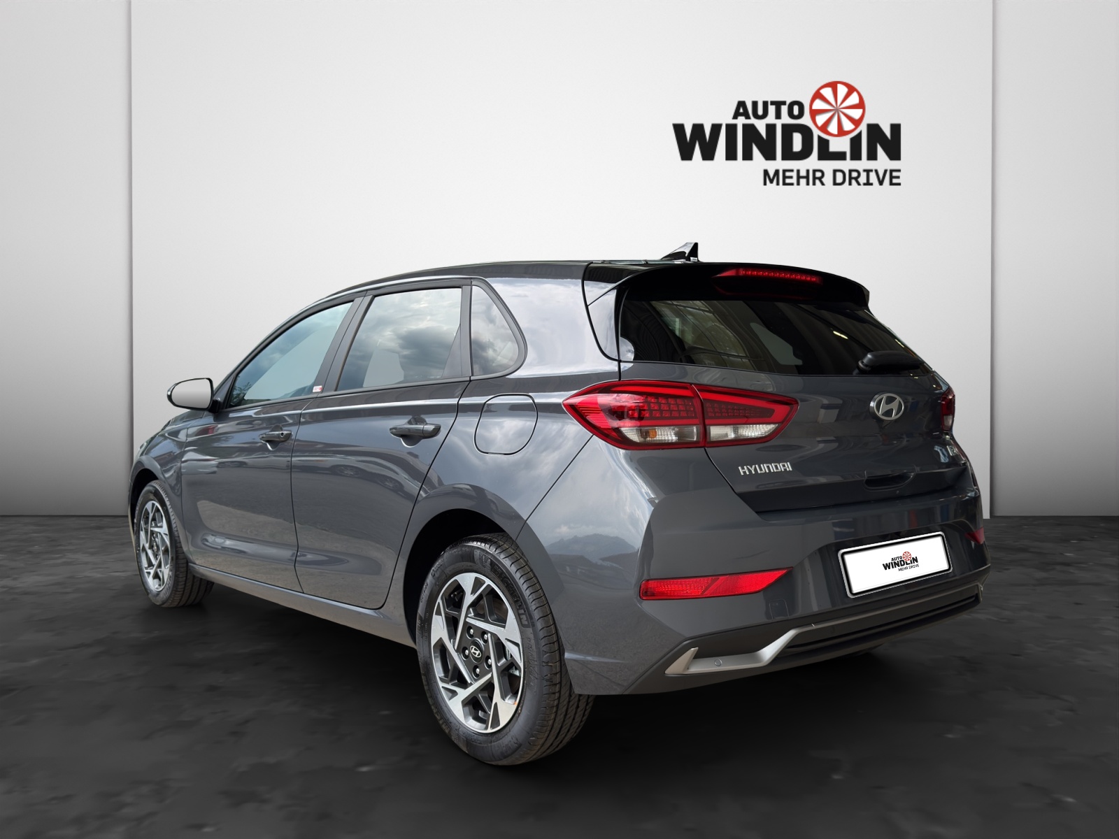HYUNDAI i30 1.6 T-GDi Amplia-showroom-element-3