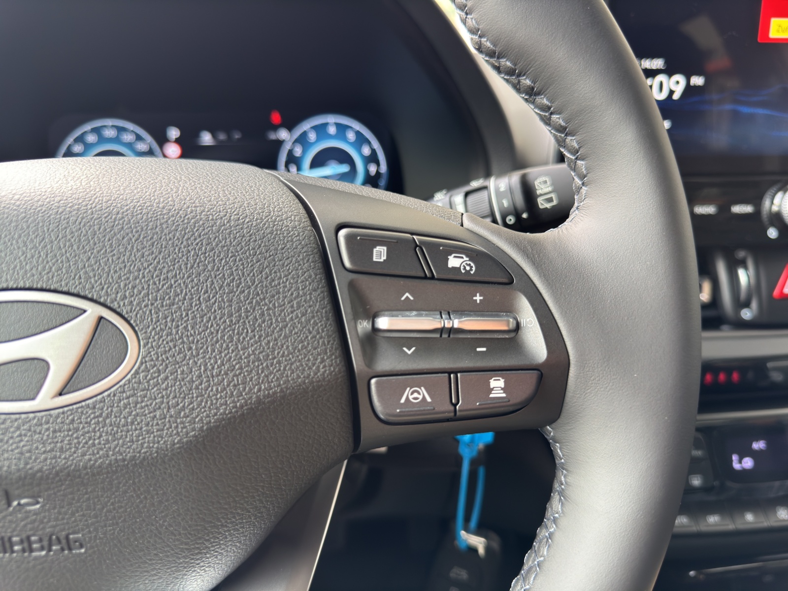 HYUNDAI i30 1.6 T-GDi Amplia-image-10