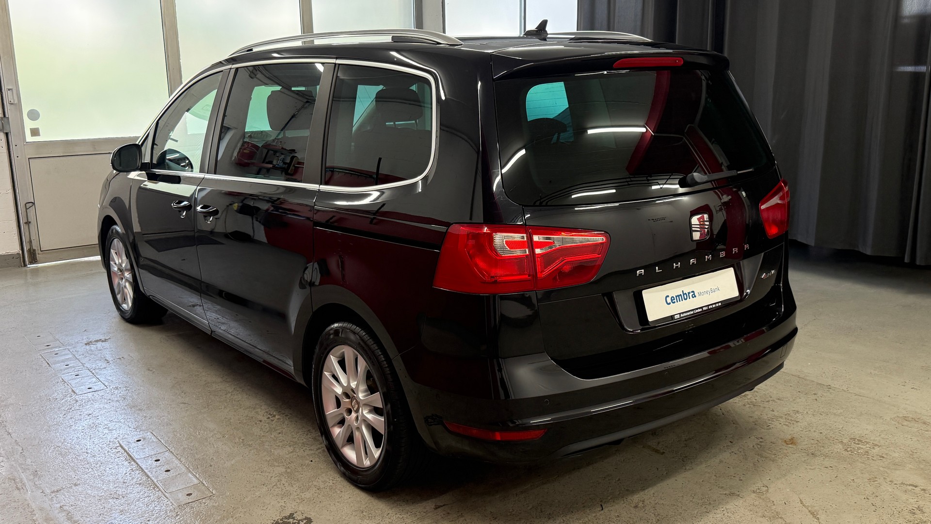 SEAT Alhambra 2.0 TDI Style 4x4, aus 1 Hand, frisch ab MFK & Service, 8fach, Kupplung, SchR & ZR neu erst. 12M/20000km Gt.-image-6