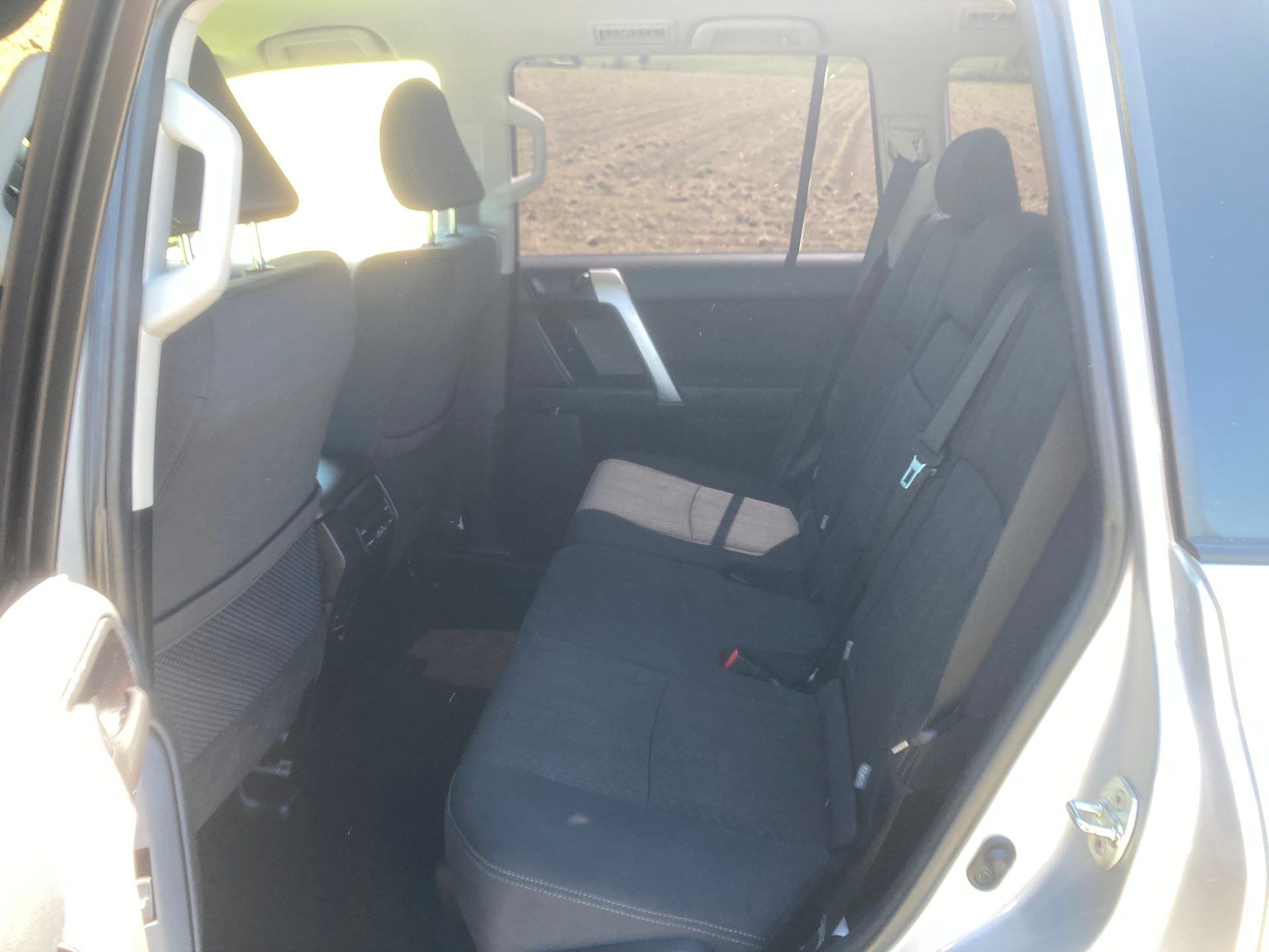 TOYOTA Land Cruiser 2.8TD Comfort Automat mit 3`5t Rockinger-image-9