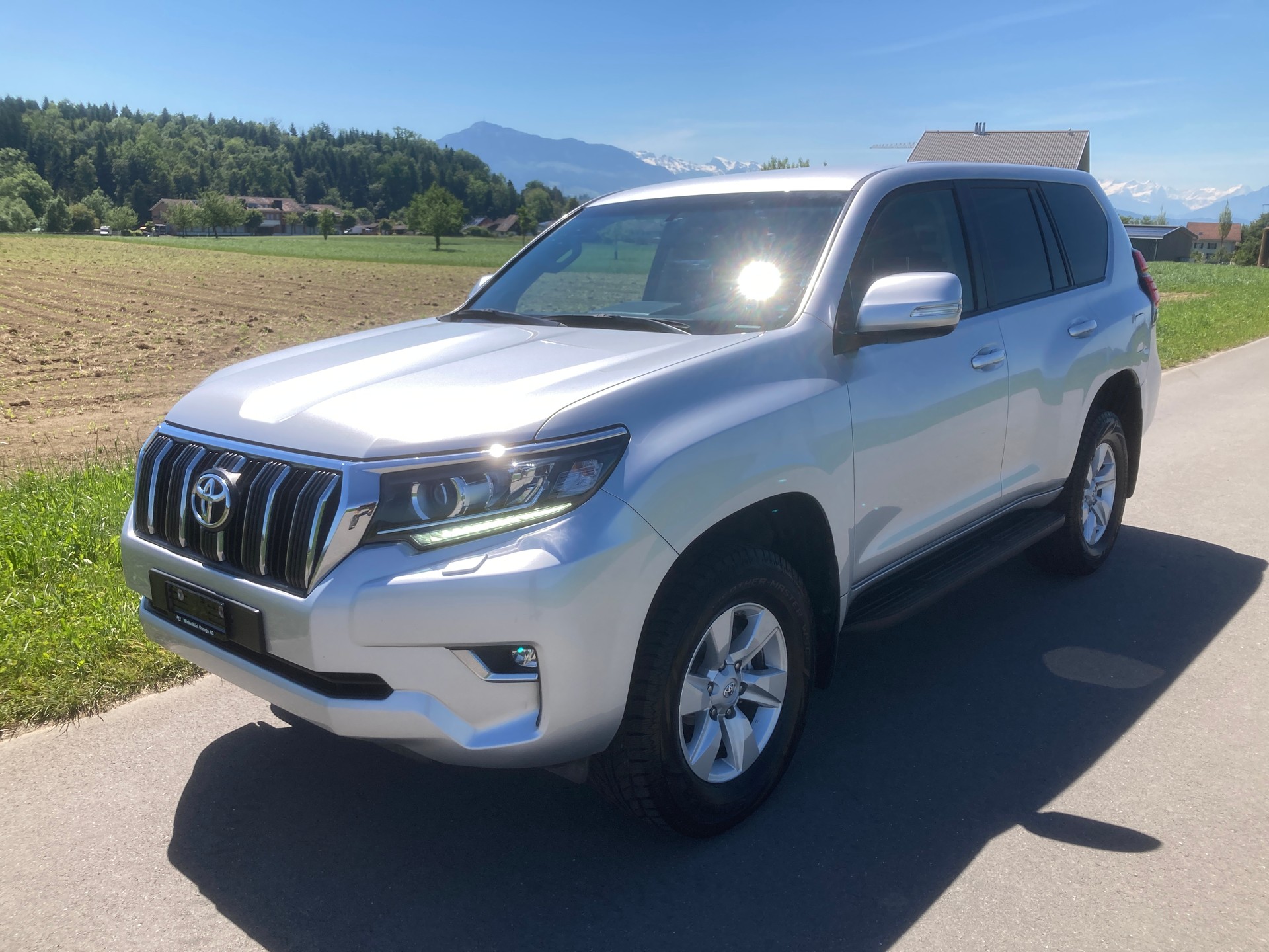 TOYOTA Land Cruiser 2.8TD Comfort Automat mit 3`5t Rockinger