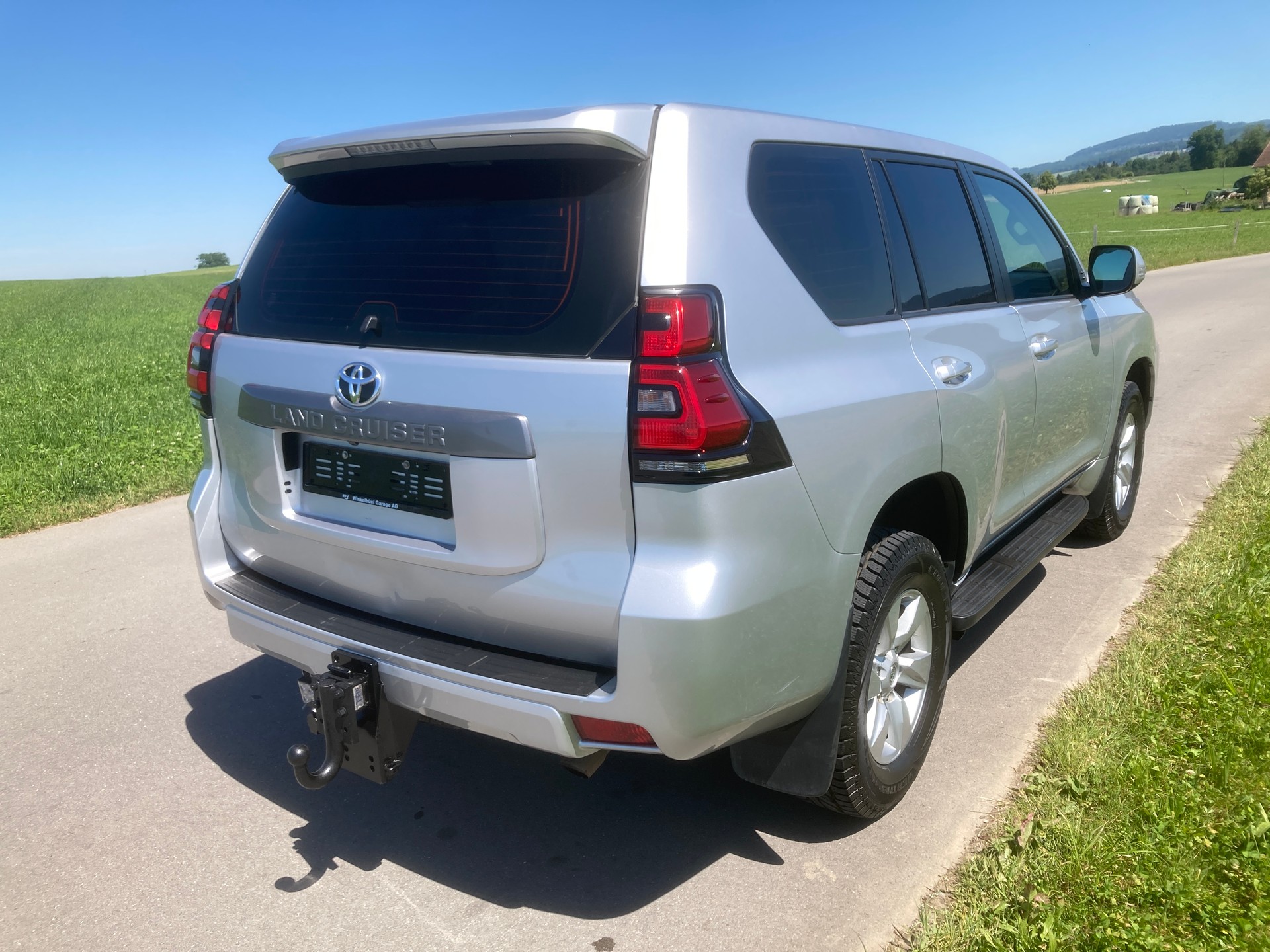 TOYOTA Land Cruiser 2.8TD Comfort Automat mit 3`5t Rockinger-image-2