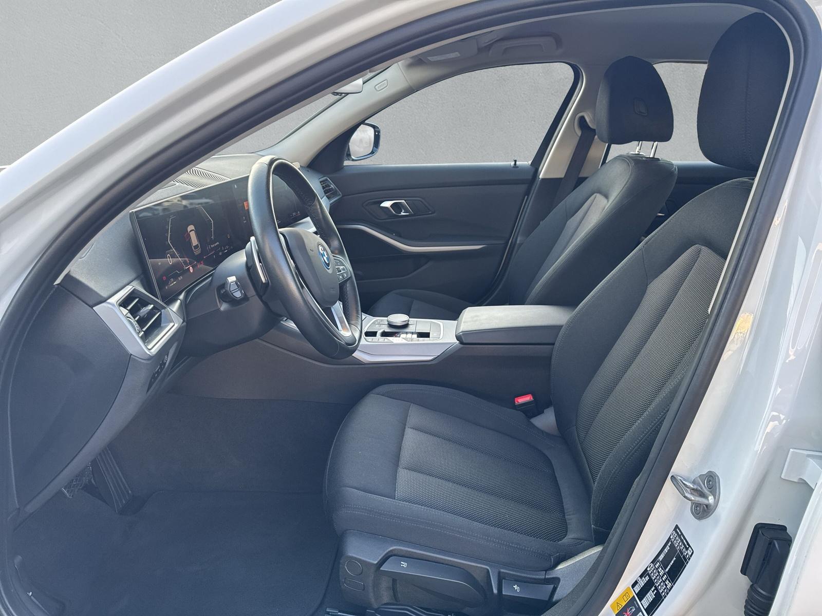 BMW 330e xDrive Touring G21 (CH) AHK-image-11