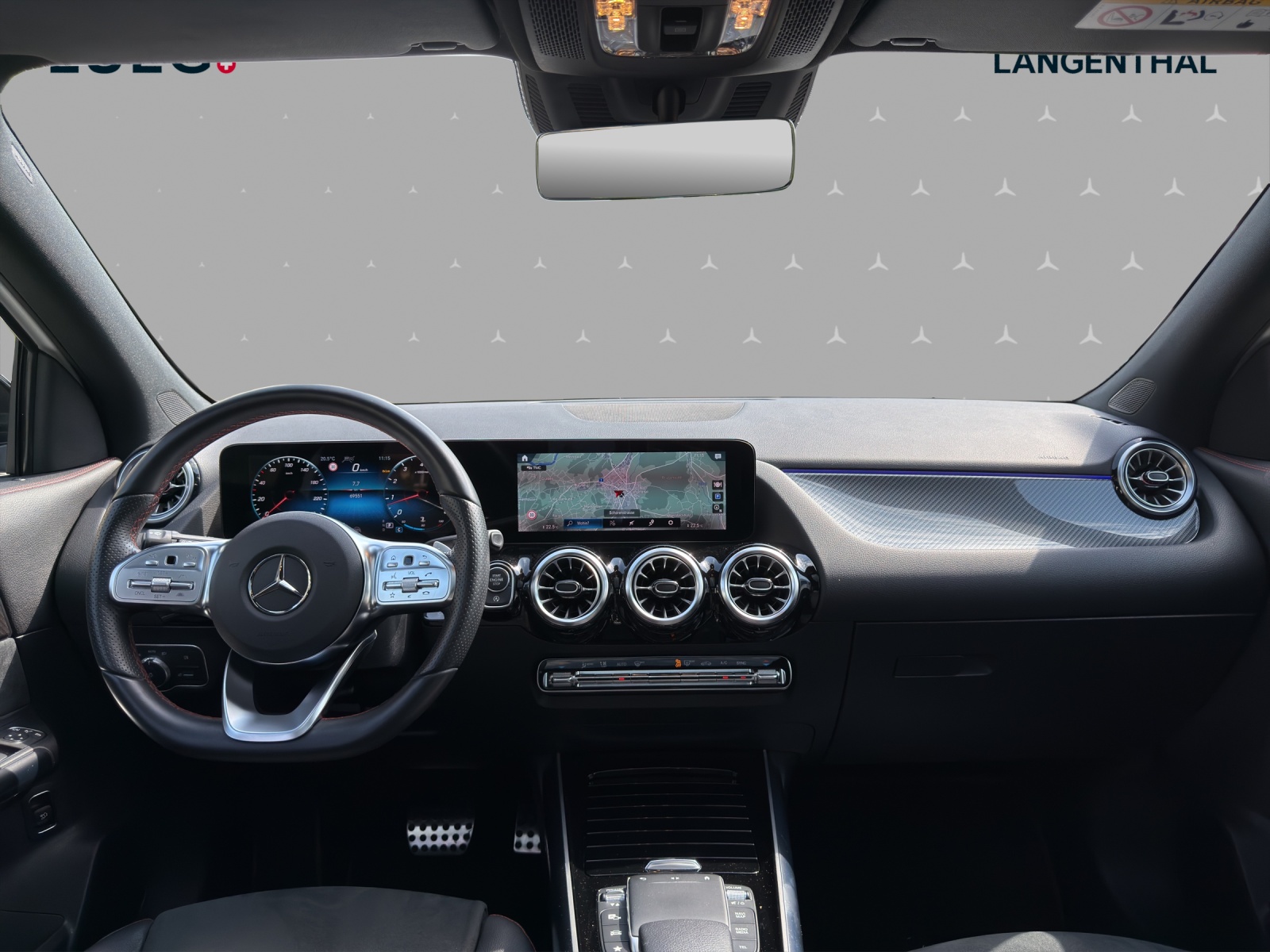 MERCEDES-BENZ GLA 250 4Matic AMG Line 8G-DCT-image-10