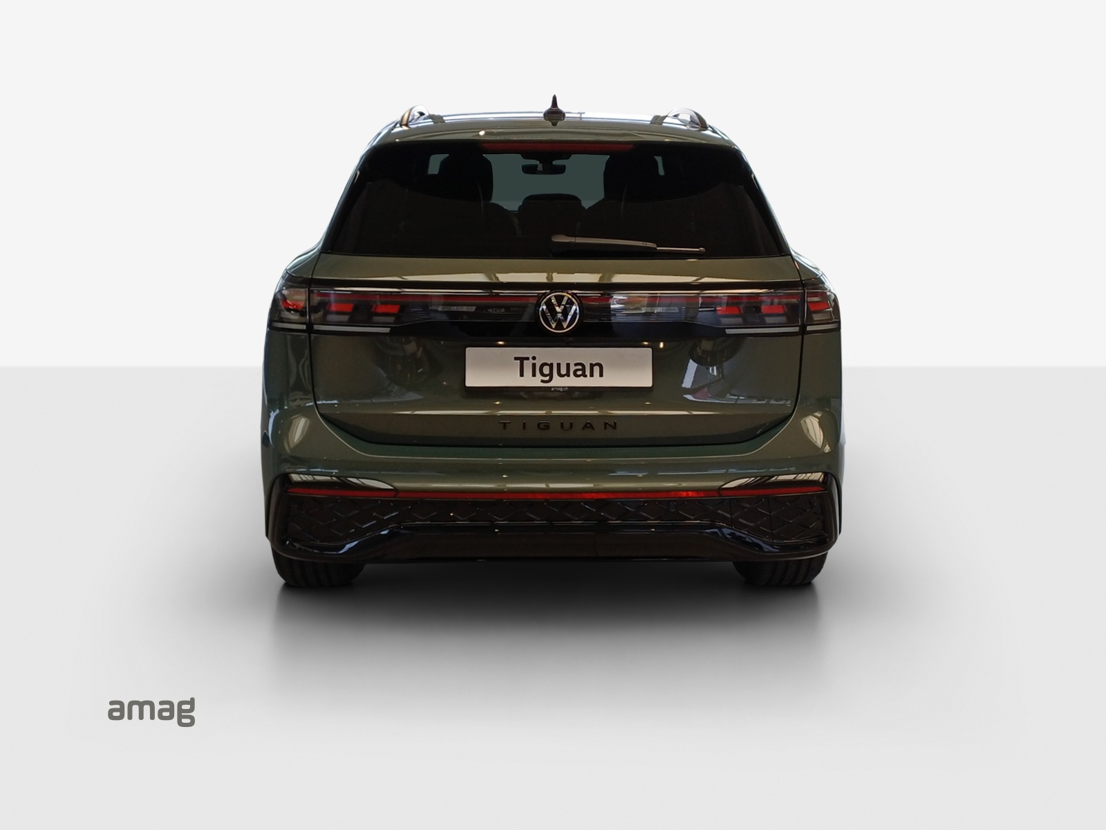 VW Tiguan 2.0 TSI DSG R-Line 4Motion-showroom-element-3