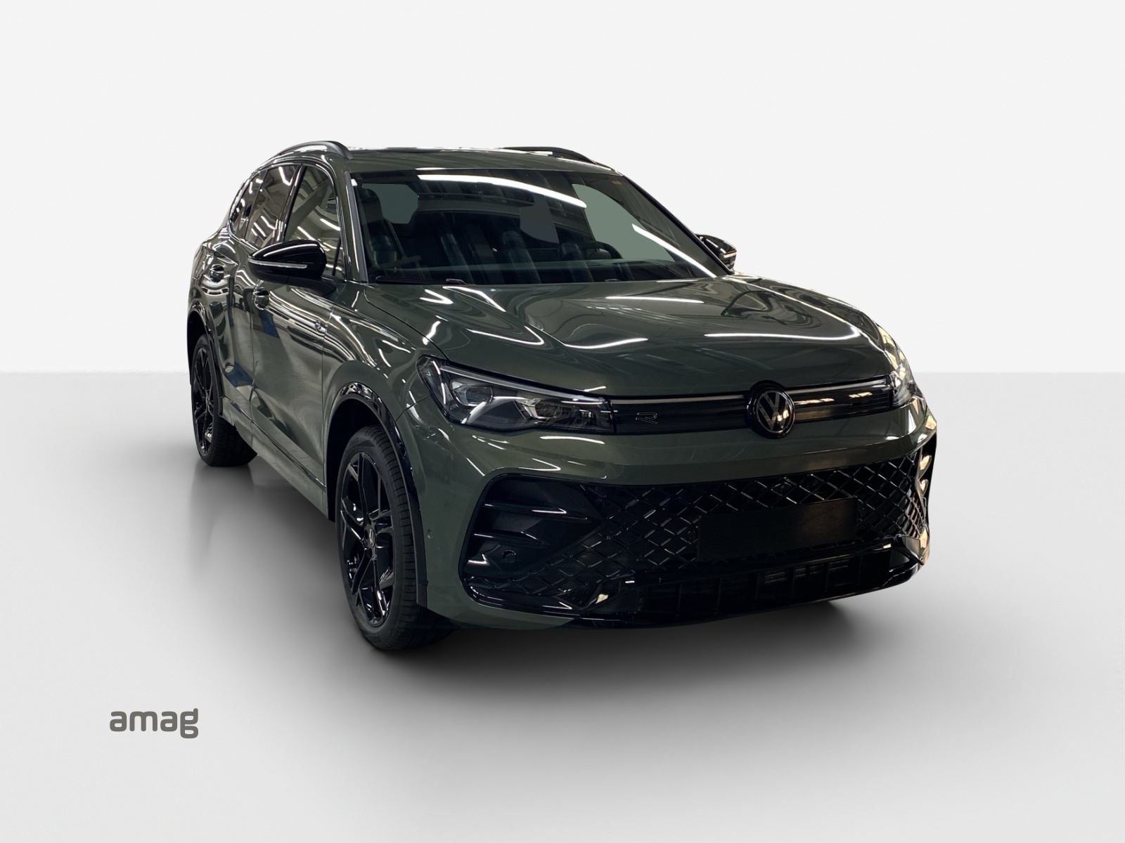 VW Tiguan 2.0 TSI DSG R-Line 4Motion-image-5