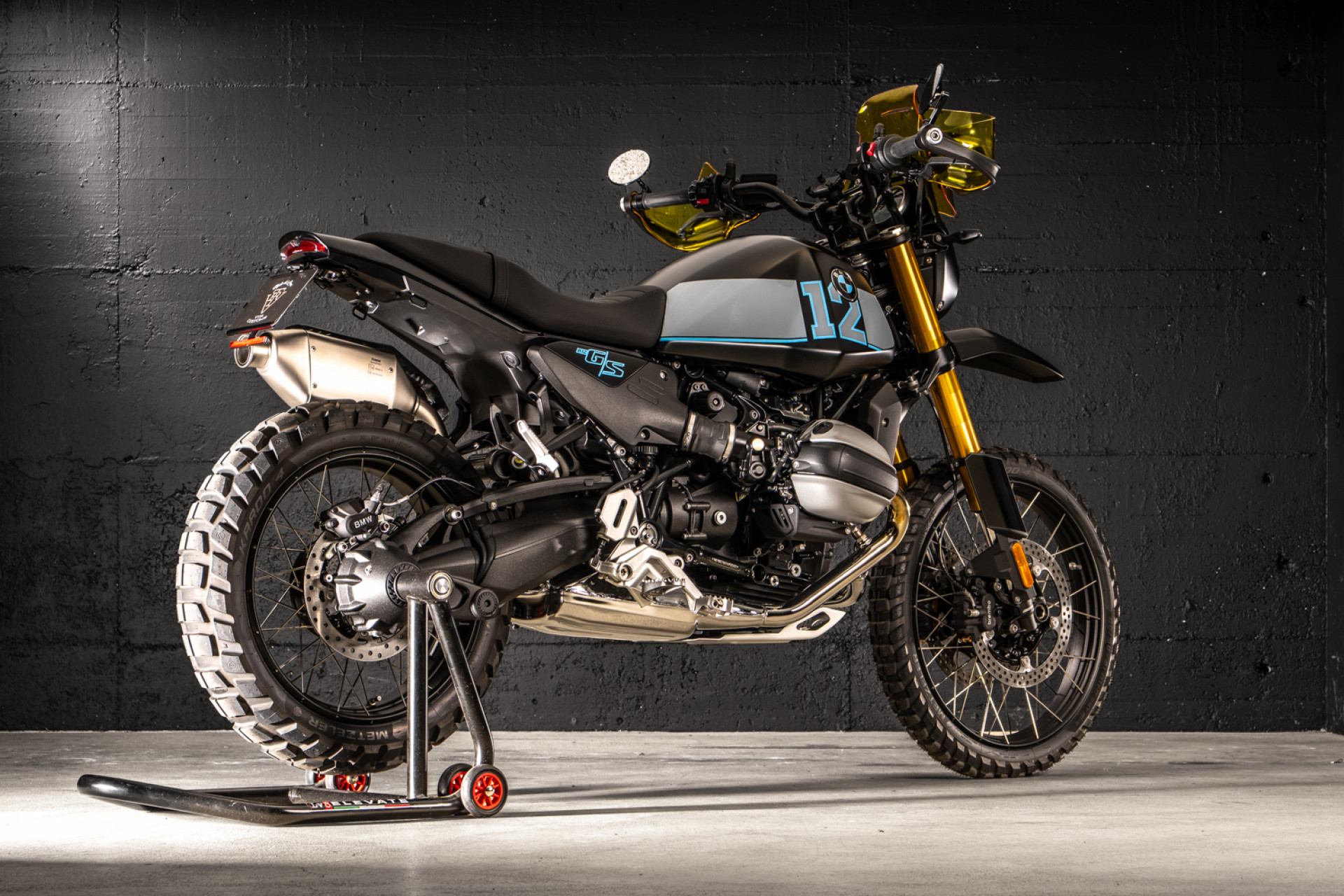BMW R 12 G/S VTR Customs "X-Tra S"-image-4