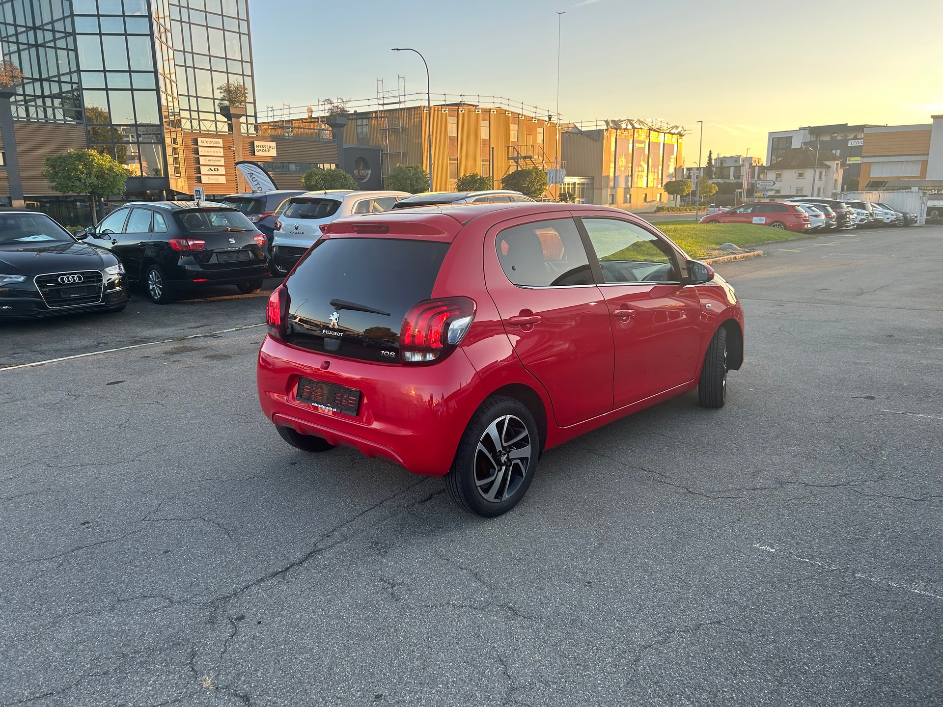 PEUGEOT 108 1.0 VTi Style Top ETG-image-9