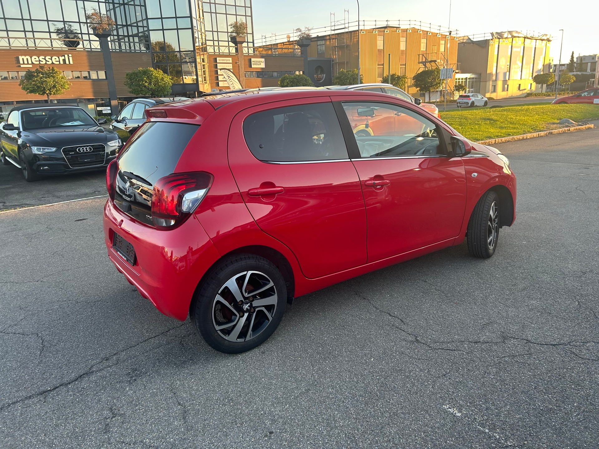 PEUGEOT 108 1.0 VTi Style Top ETG-image-5