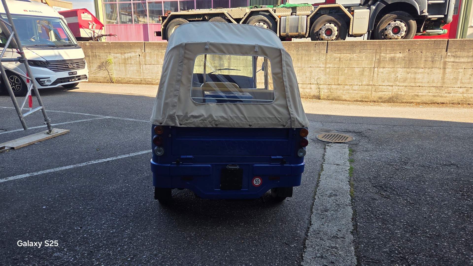 PIAGGIO APE CALESSINO 200-image-1