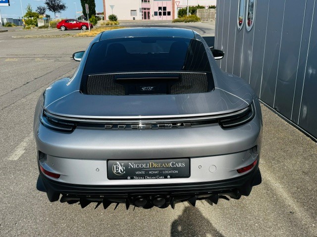 PORSCHE 911 Coupé 4.0 GT3 Touring PDK-image-3