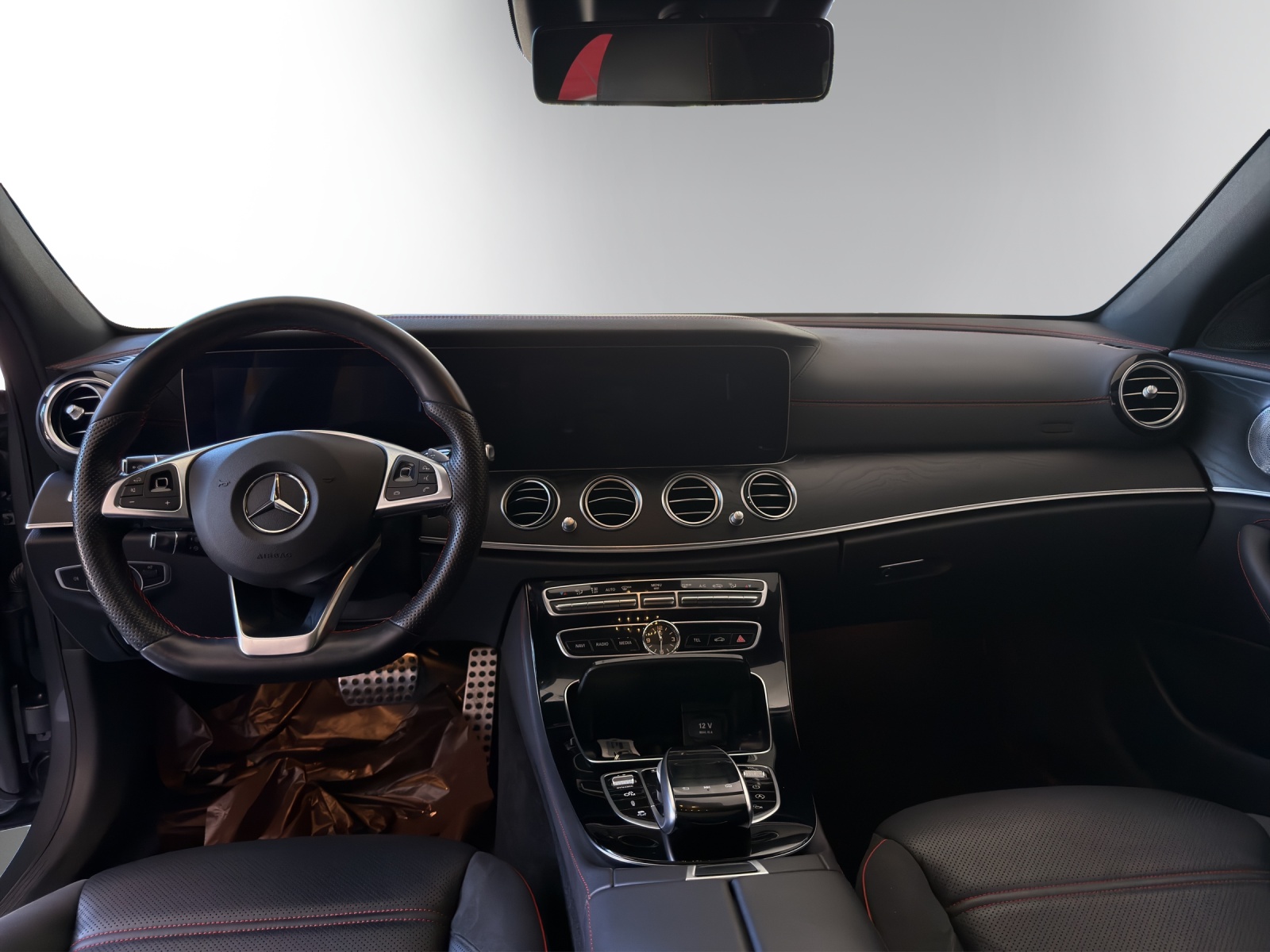 MERCEDES-BENZ E 43 AMG 4 Matic 9G-Tronic-image-14