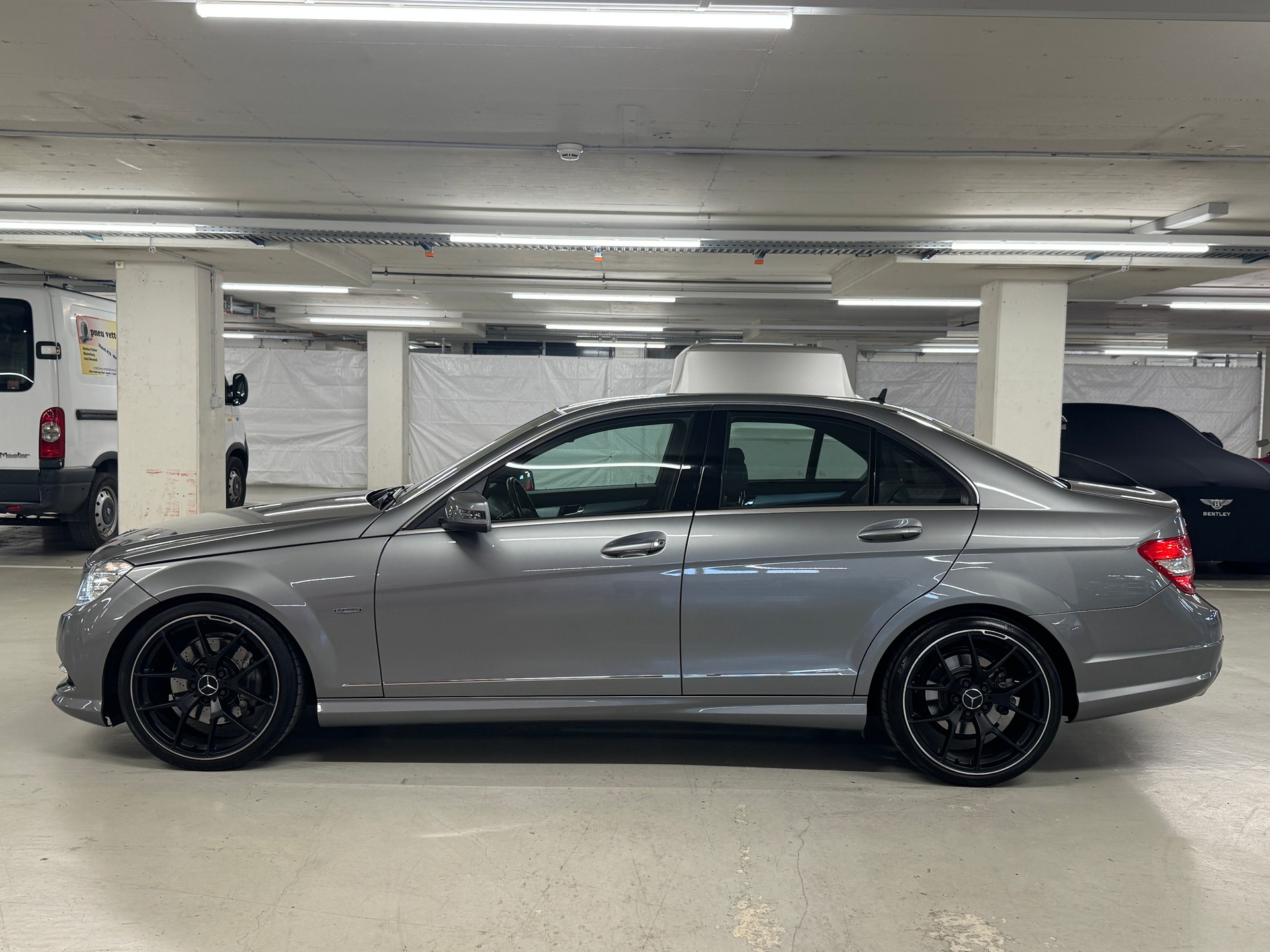 MERCEDES-BENZ C 250 CDI Blue Efficiency 4Matic 7G-Tronic I Frisch MFK 09.26 I Frisch Service I 8-fach I CH-Fhrz. I TOP Angebot-showroom-element-1