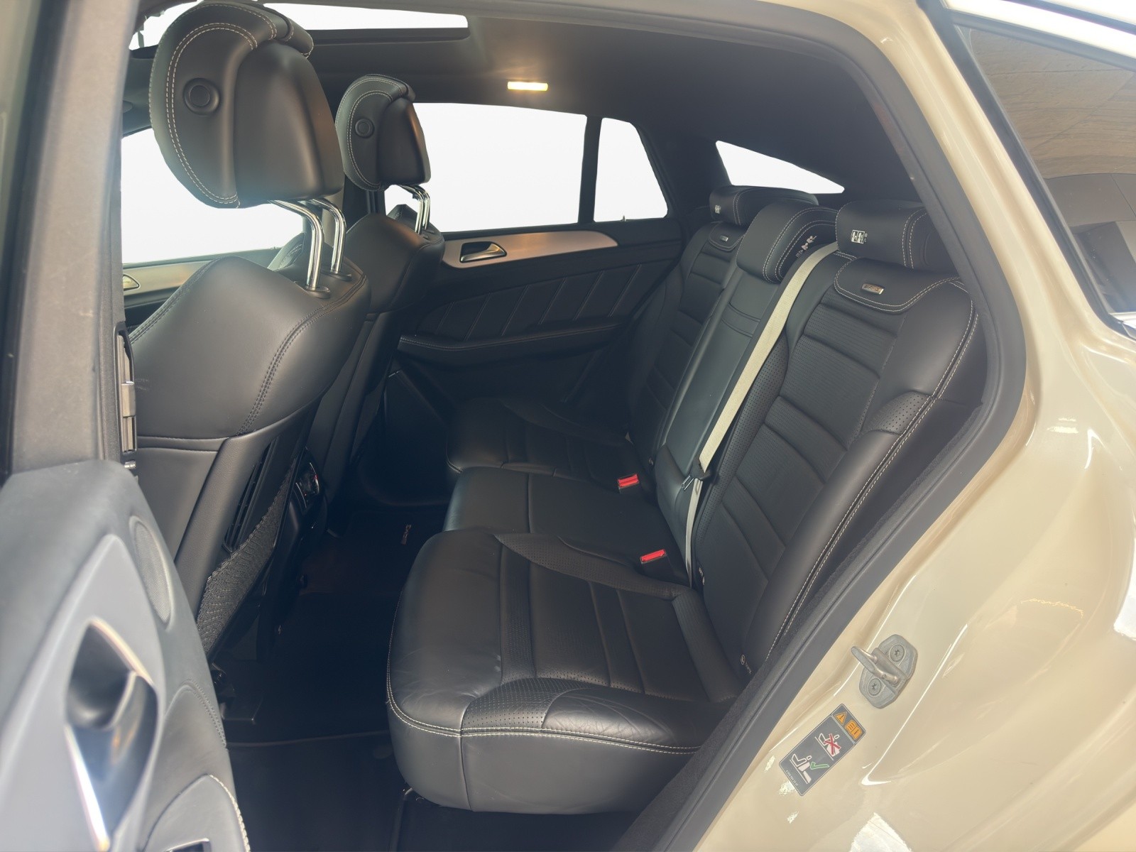 MERCEDES-BENZ GLE Coupé 63 S AMG 4Matic Speedshift-image-15