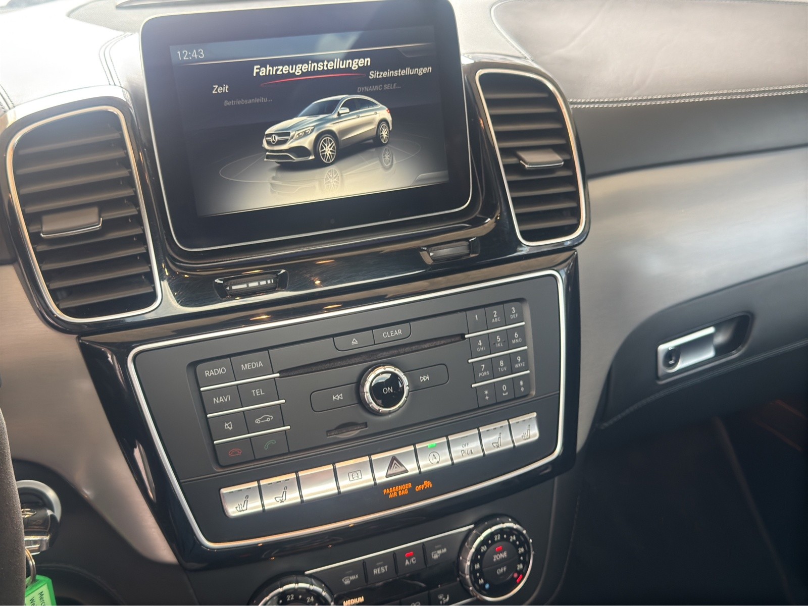 MERCEDES-BENZ GLE Coupé 63 S AMG 4Matic Speedshift-image-14