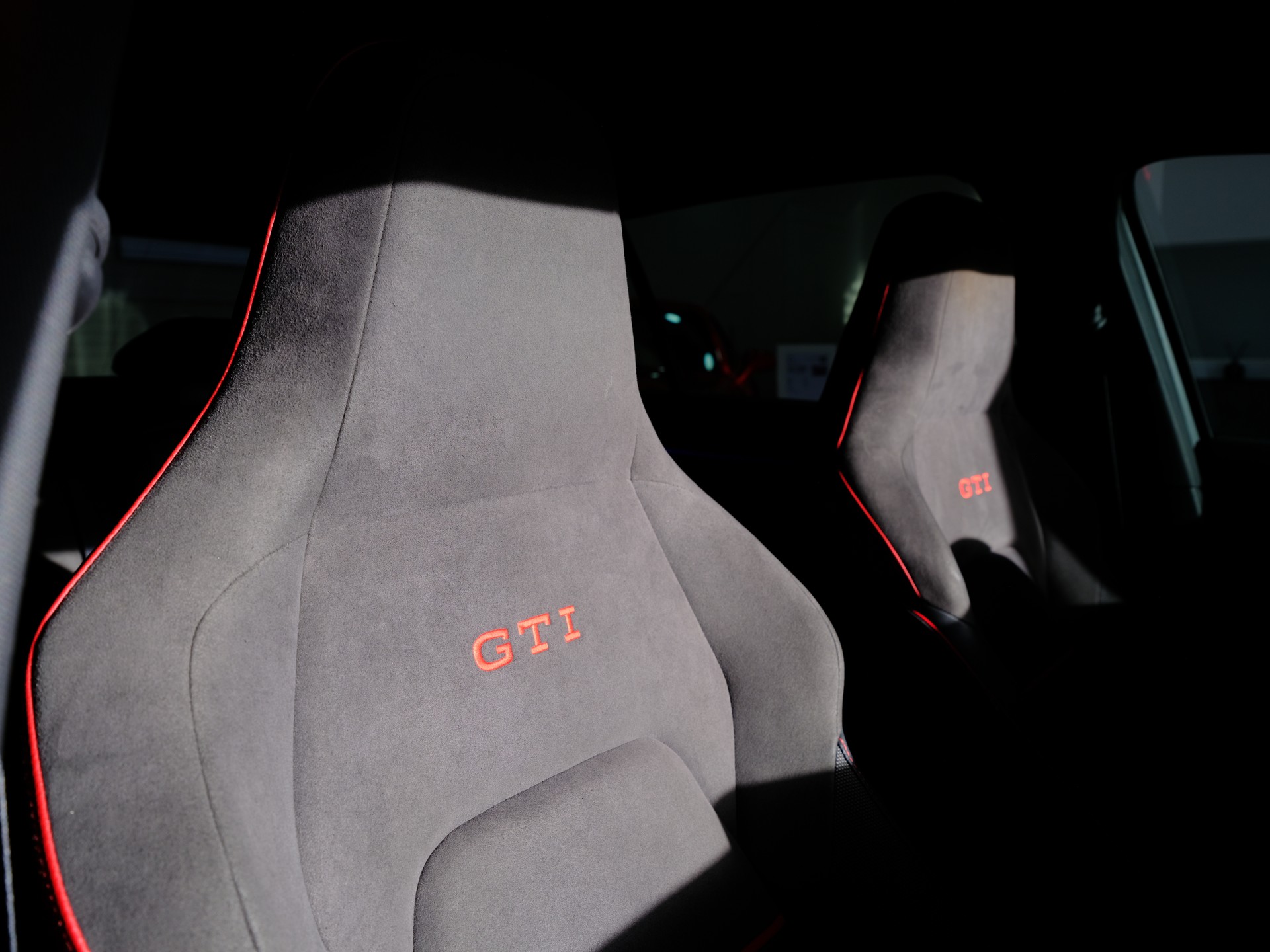 VW Golf 2.0 TSI GTI Clubsport DSG-image-19