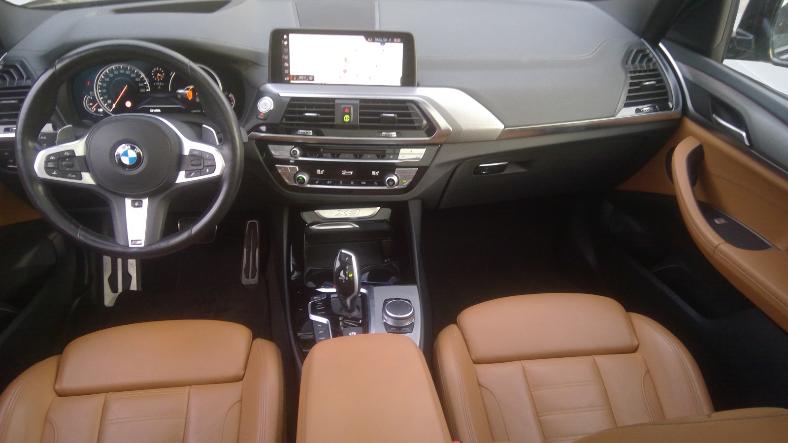BMW X3 xDrive 20d Individual M Sport Steptronic-showroom-element-3