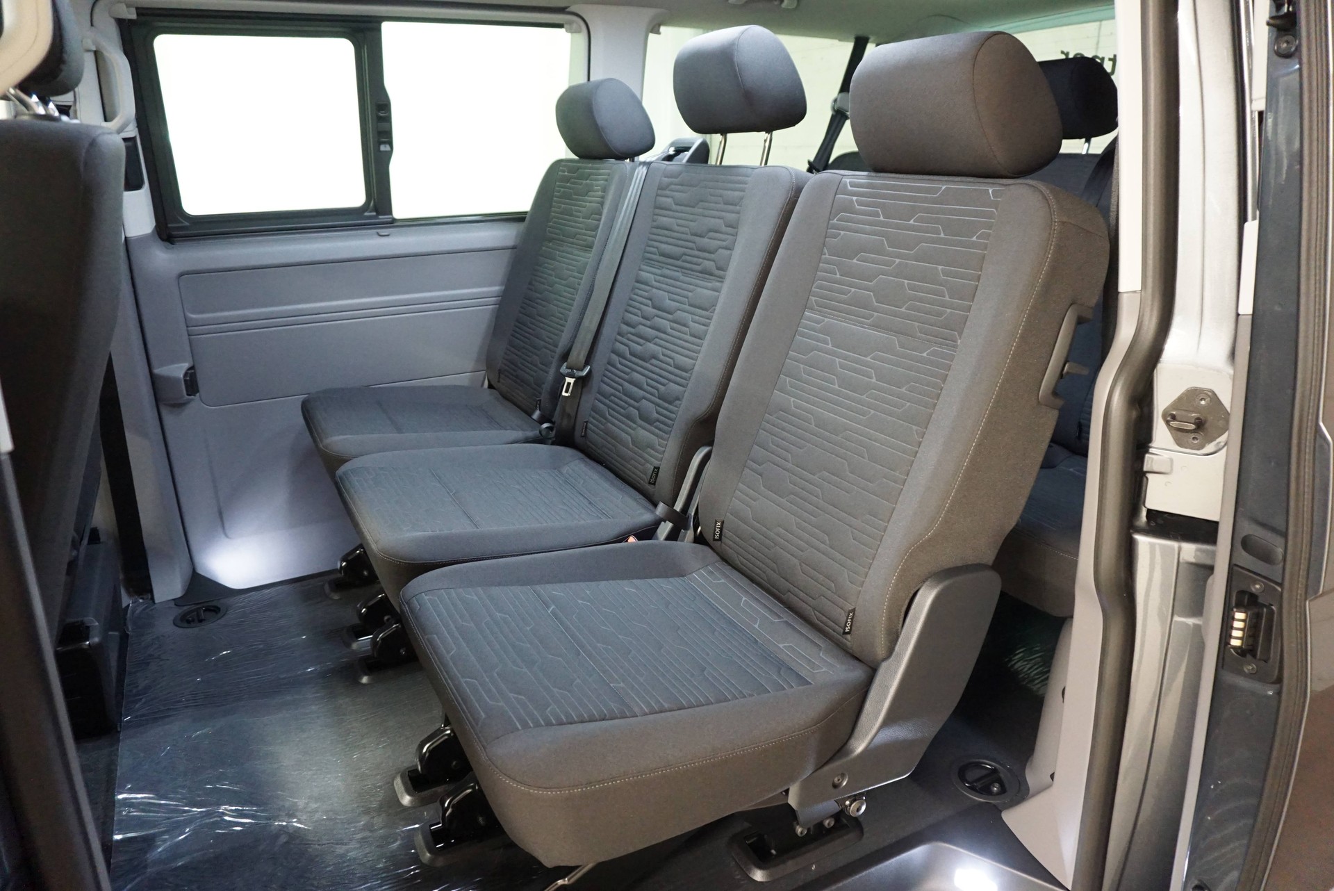 VW T6.1 Caravelle 2.0 TDI Trendline DSG-image-9