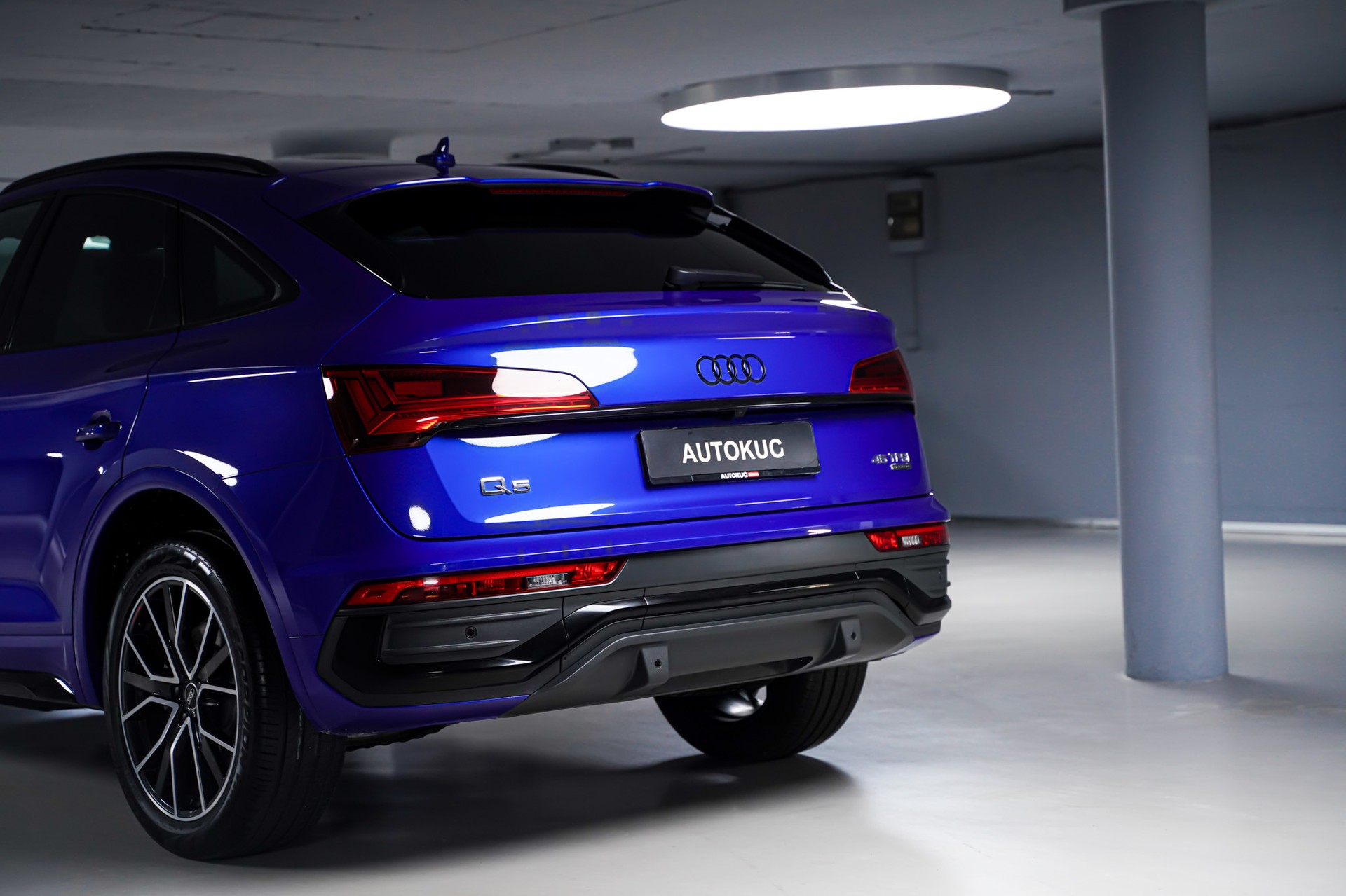 AUDI Q5 Sportback 45 TFSI S line quattro S-tronic-image-7