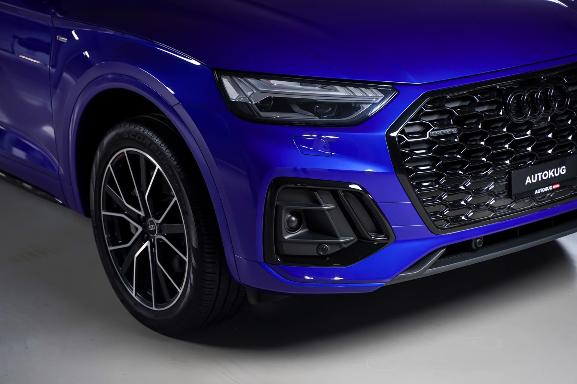 AUDI Q5 Sportback 45 TFSI S line quattro S-tronic-showroom-element-3